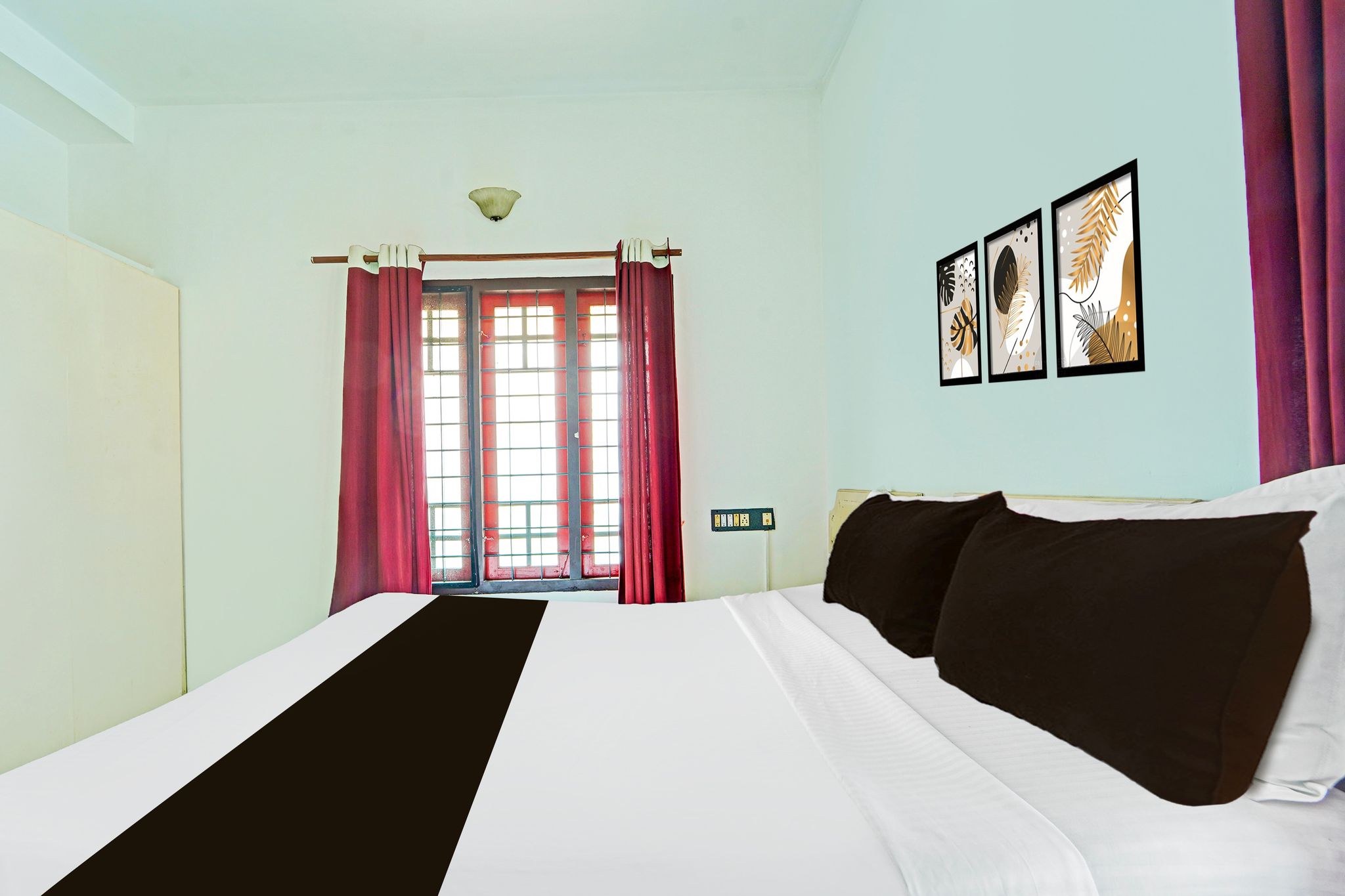 Hotel O SRM Road Kochi Classic 5