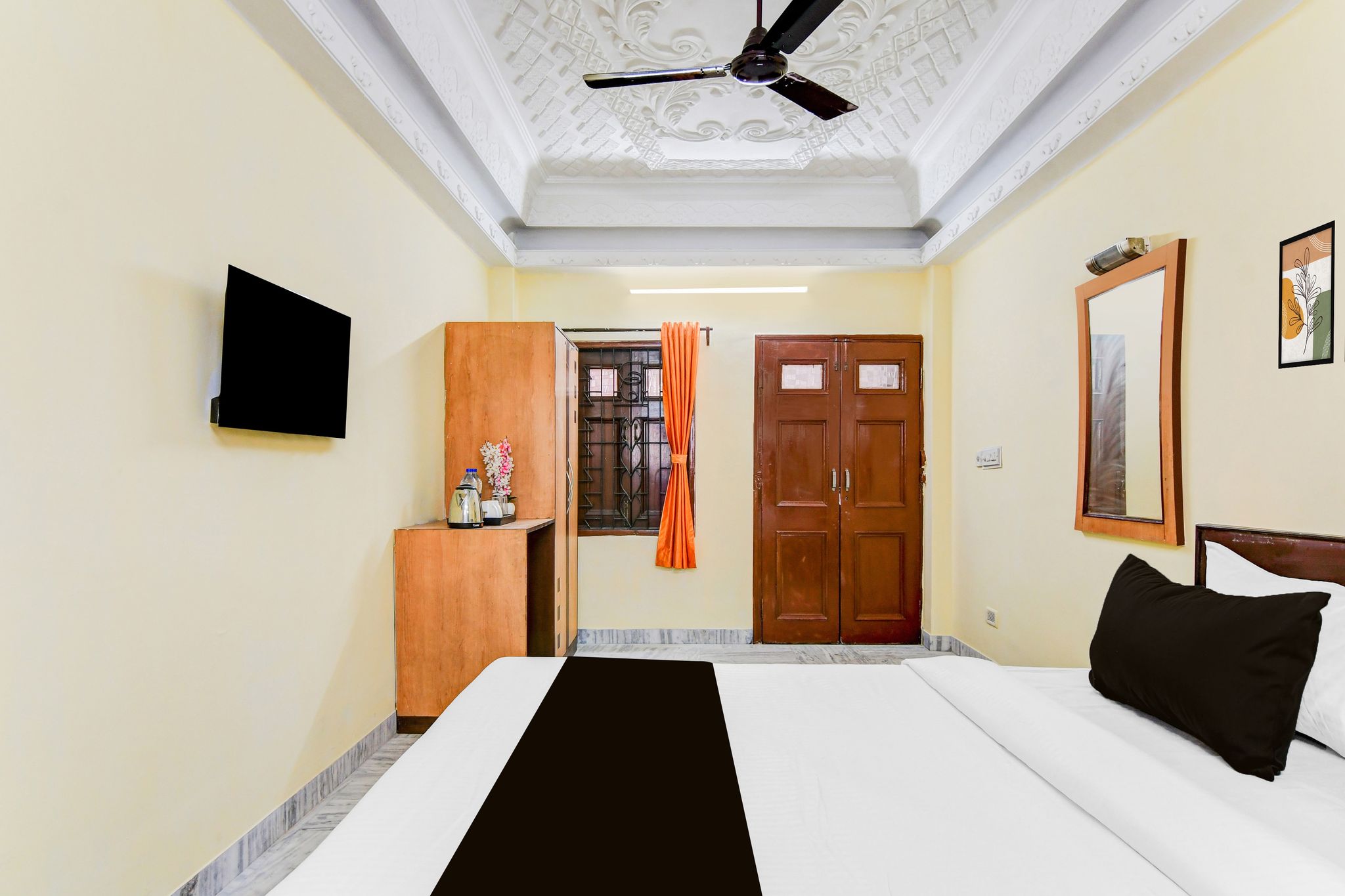 Hotel O Lenin Sarani Classic 15