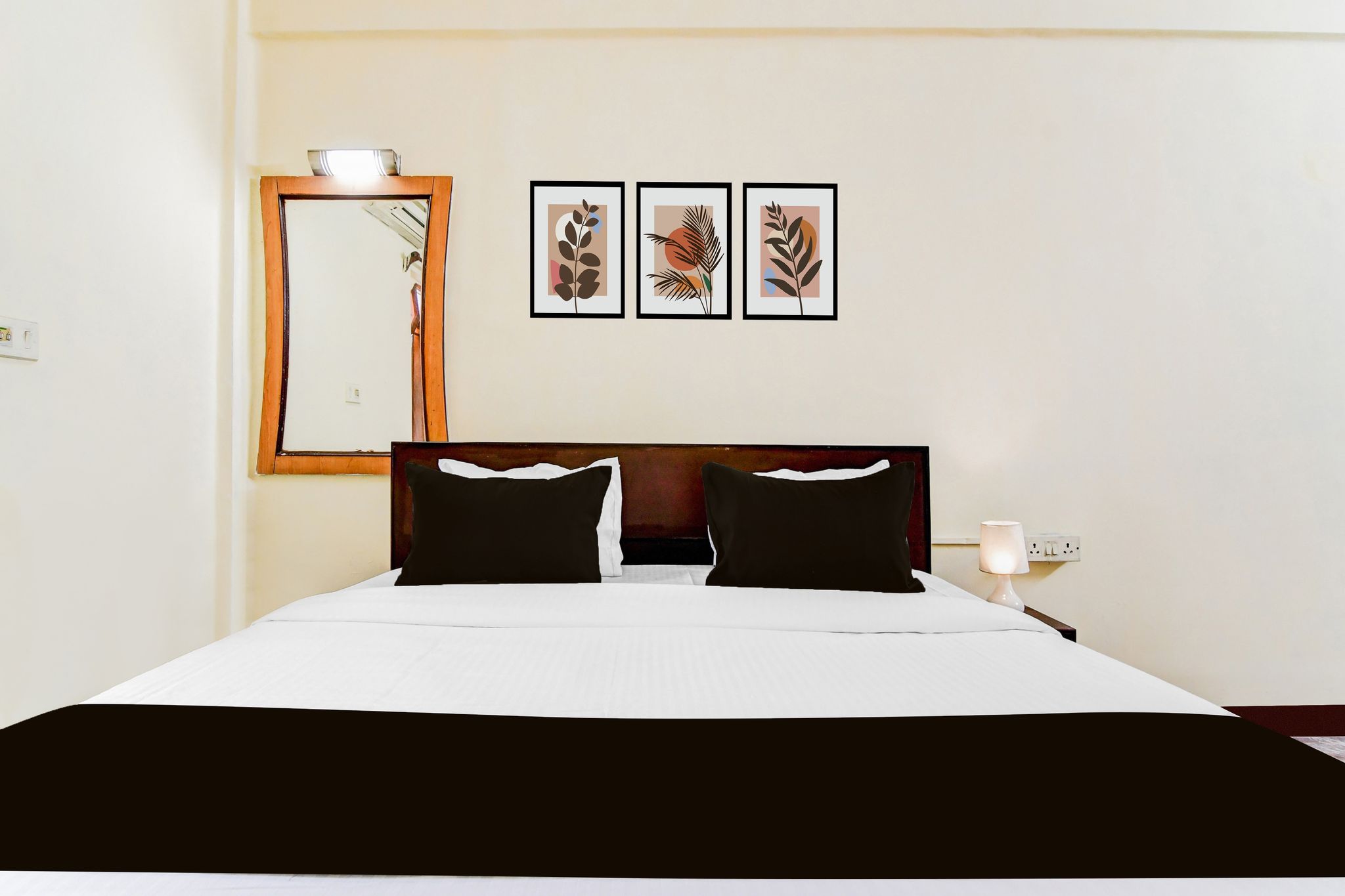 Hotel O Lenin Sarani Classic 7