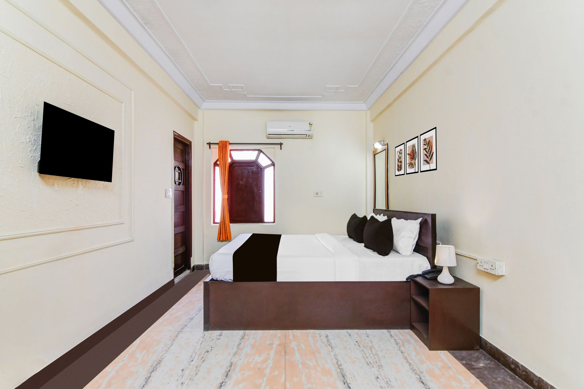 Hotel O Lenin Sarani Classic 5