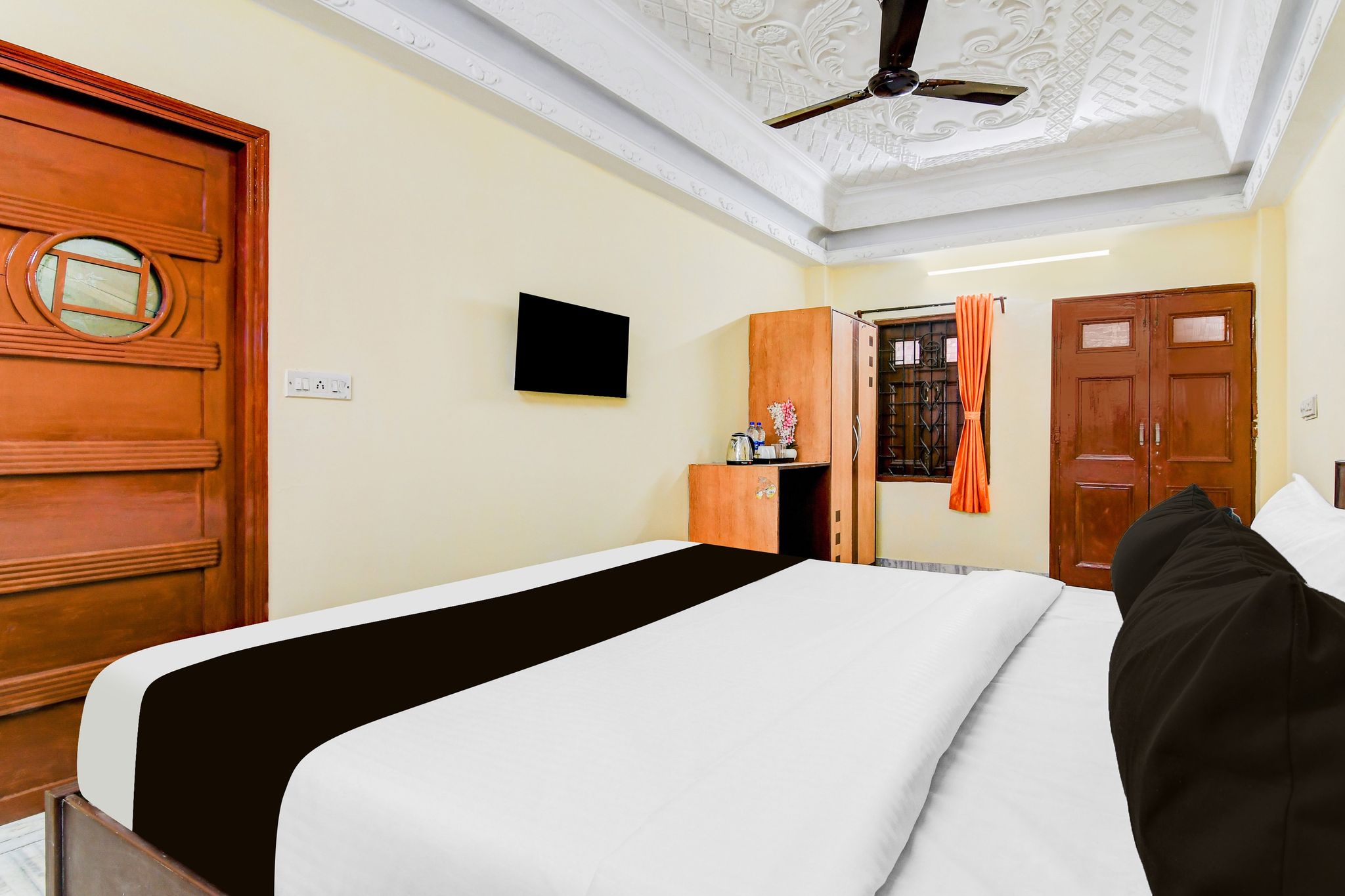 Hotel O Lenin Sarani Classic 6