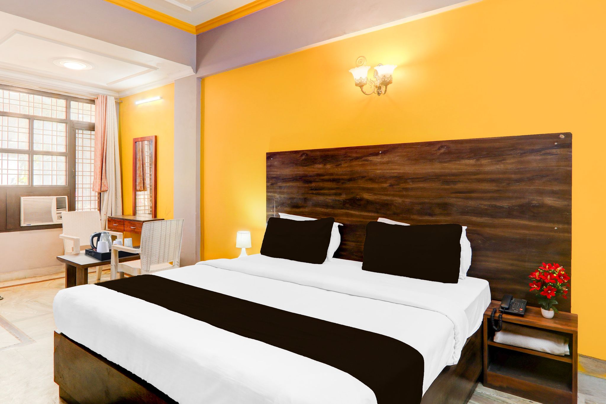 Super Hotel O Insaf Nagar Munshipuliya Formerly Vibrant Classic 3