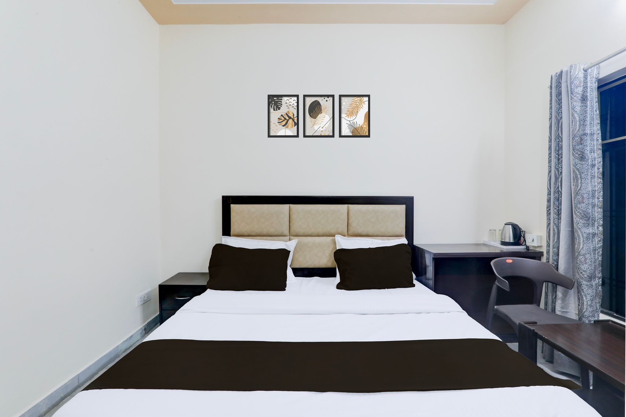 Hotel O Golden Leaf Classic 12