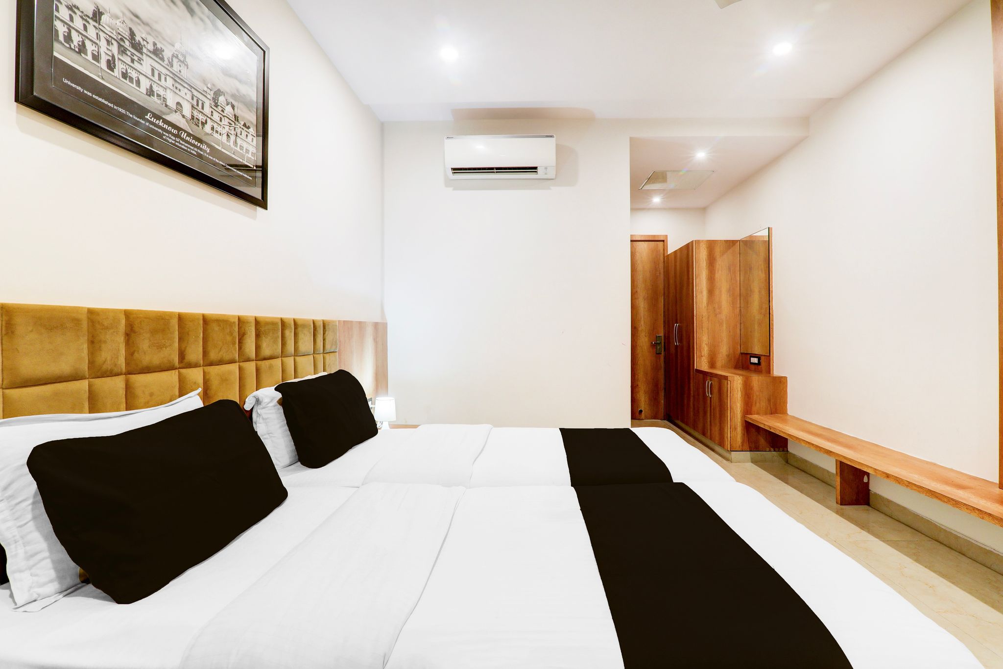 Townhouse The Nawab Hotel and Banquet Classic 11