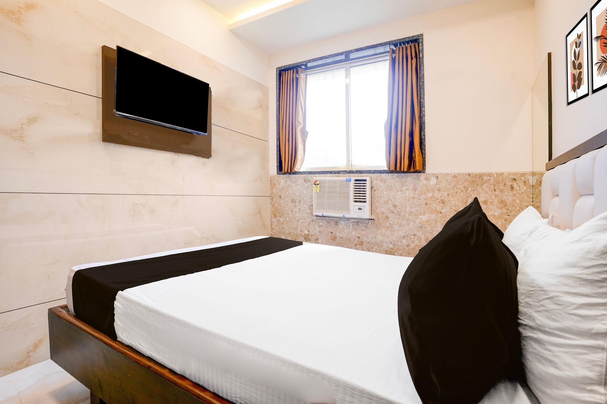 Collection O Kalyan East Classic 13