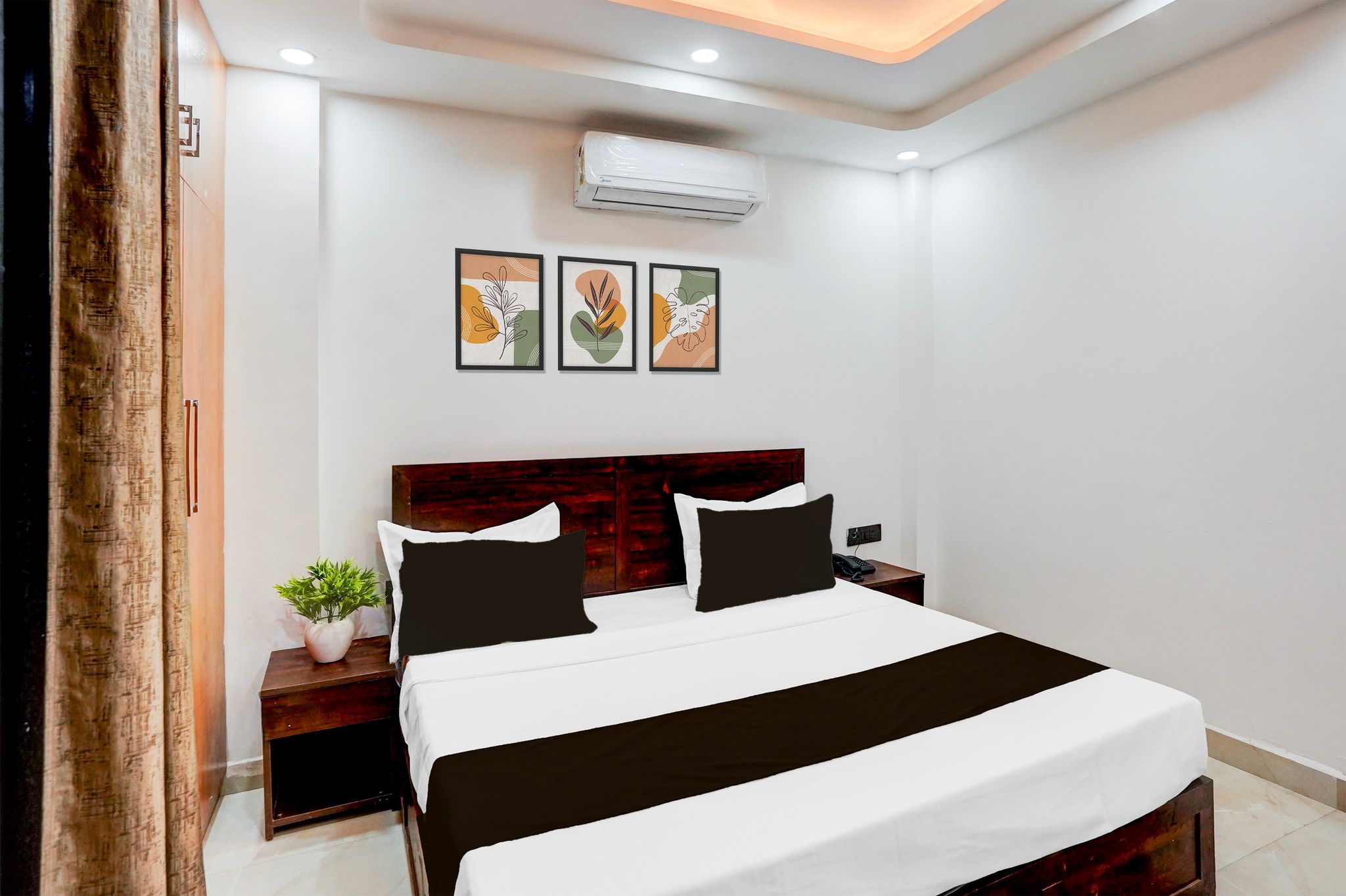 Super Townhouse Sector 143B Noida Classic 2