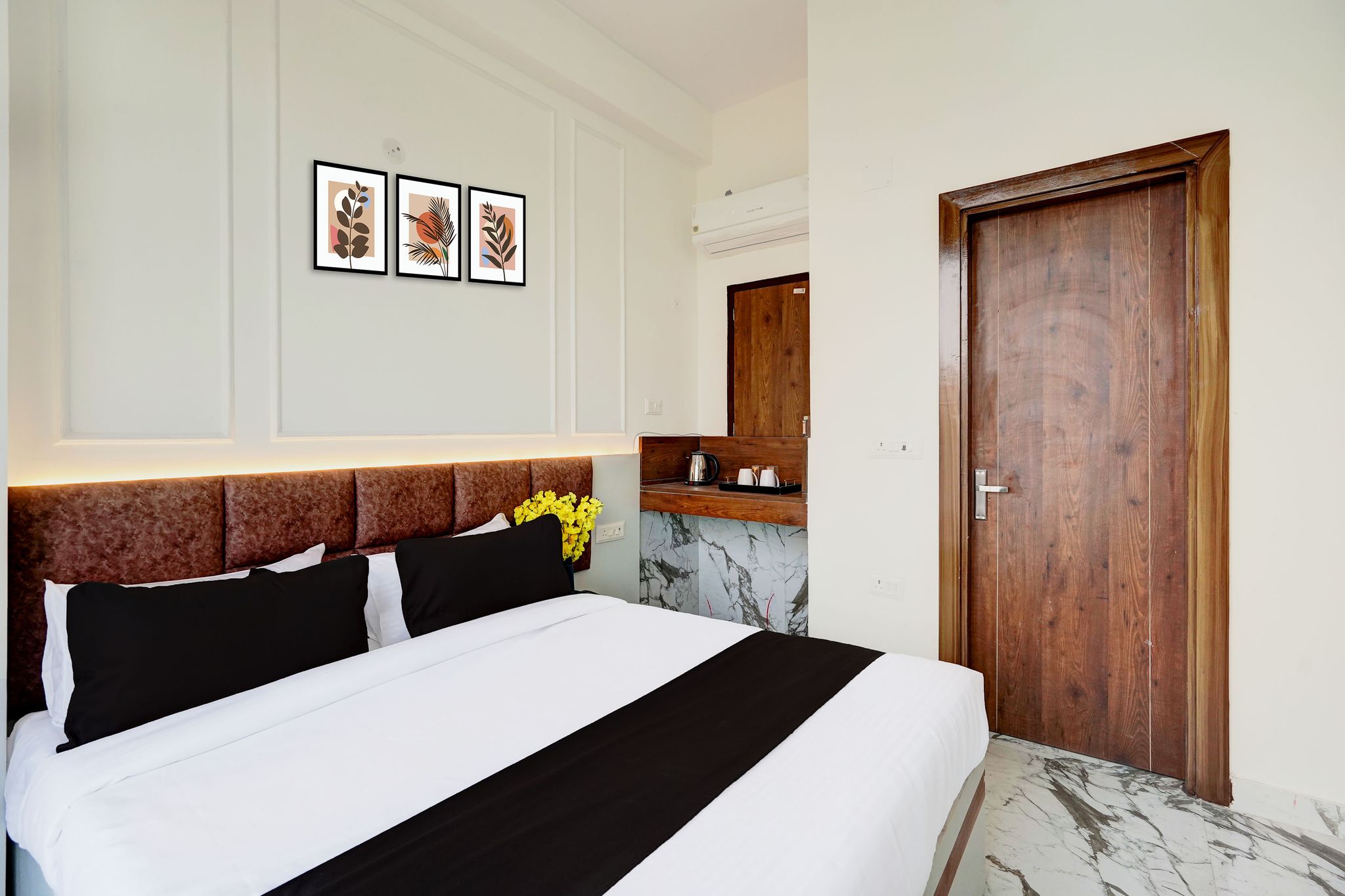 Super Collection O Surajpur Chowk Greater Noida Classic 6