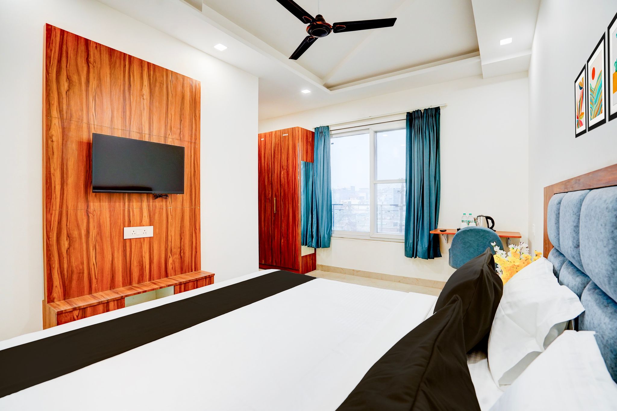 Super Townhouse Sector 93 Noida Expressway Classic 17