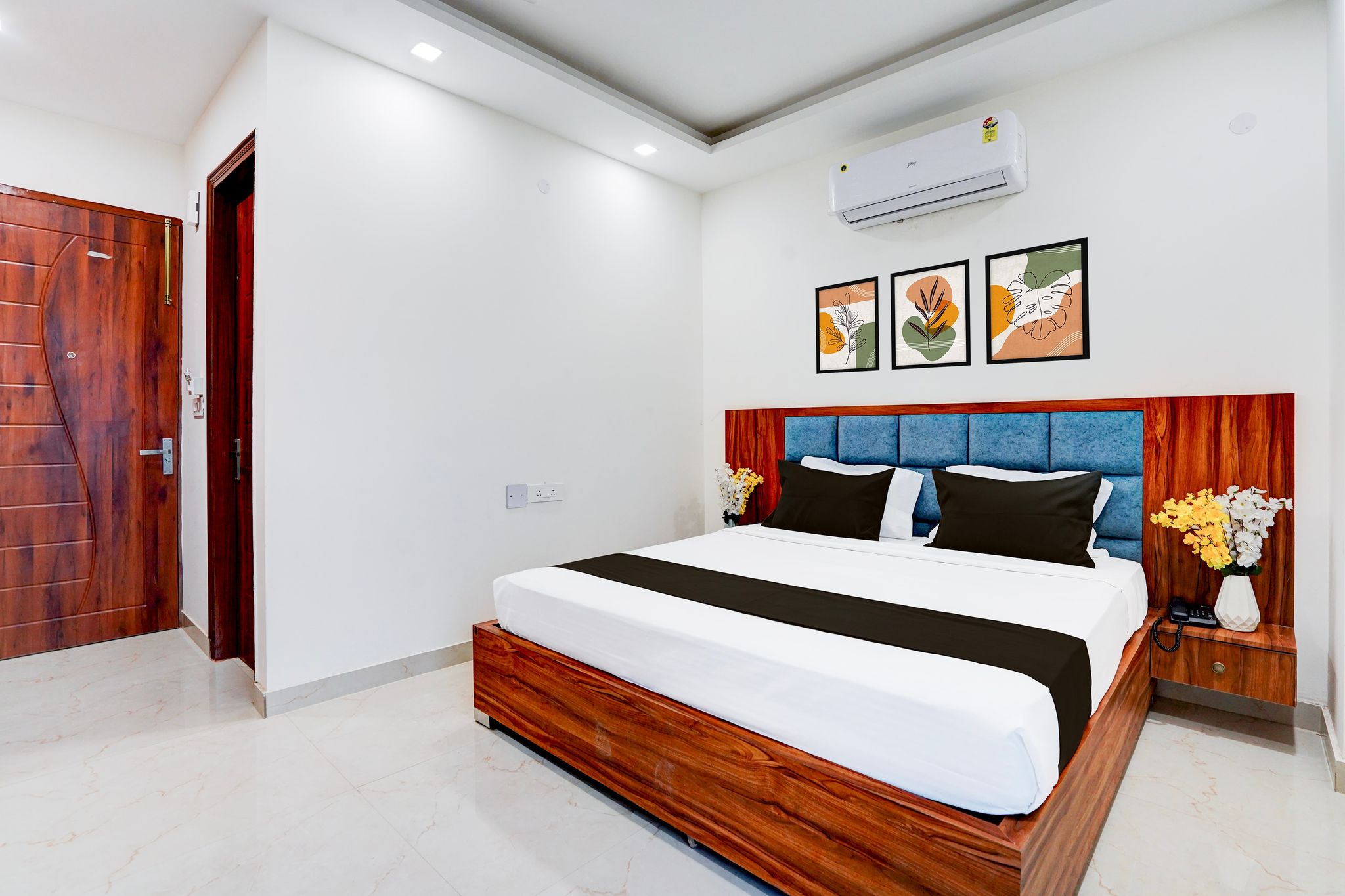 Super Townhouse Sector 93 Noida Expressway Classic 2