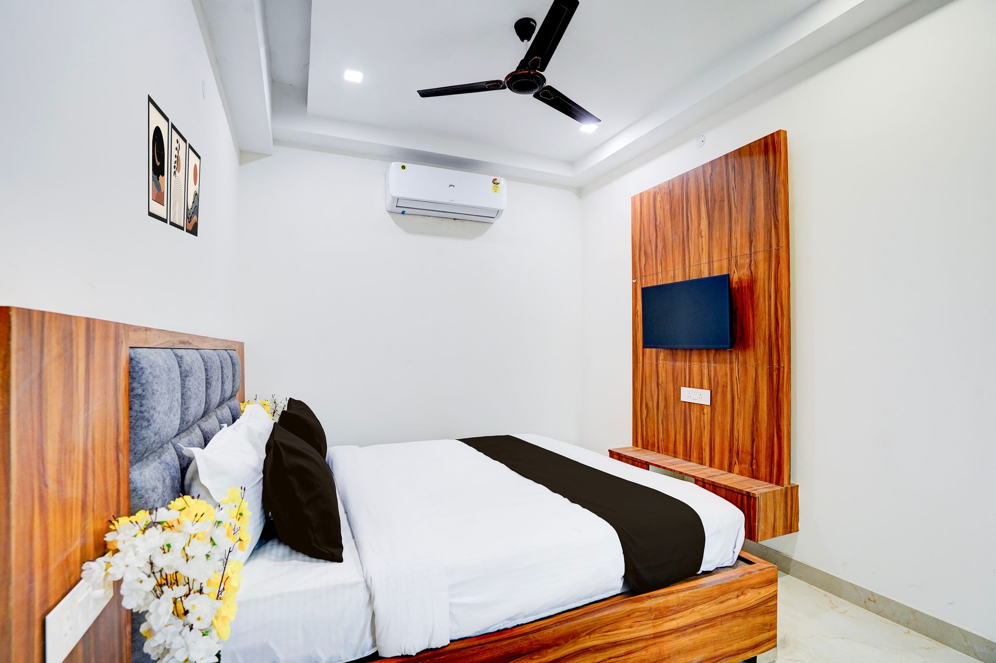 Super Townhouse Sector 93 Noida Expressway Classic 8