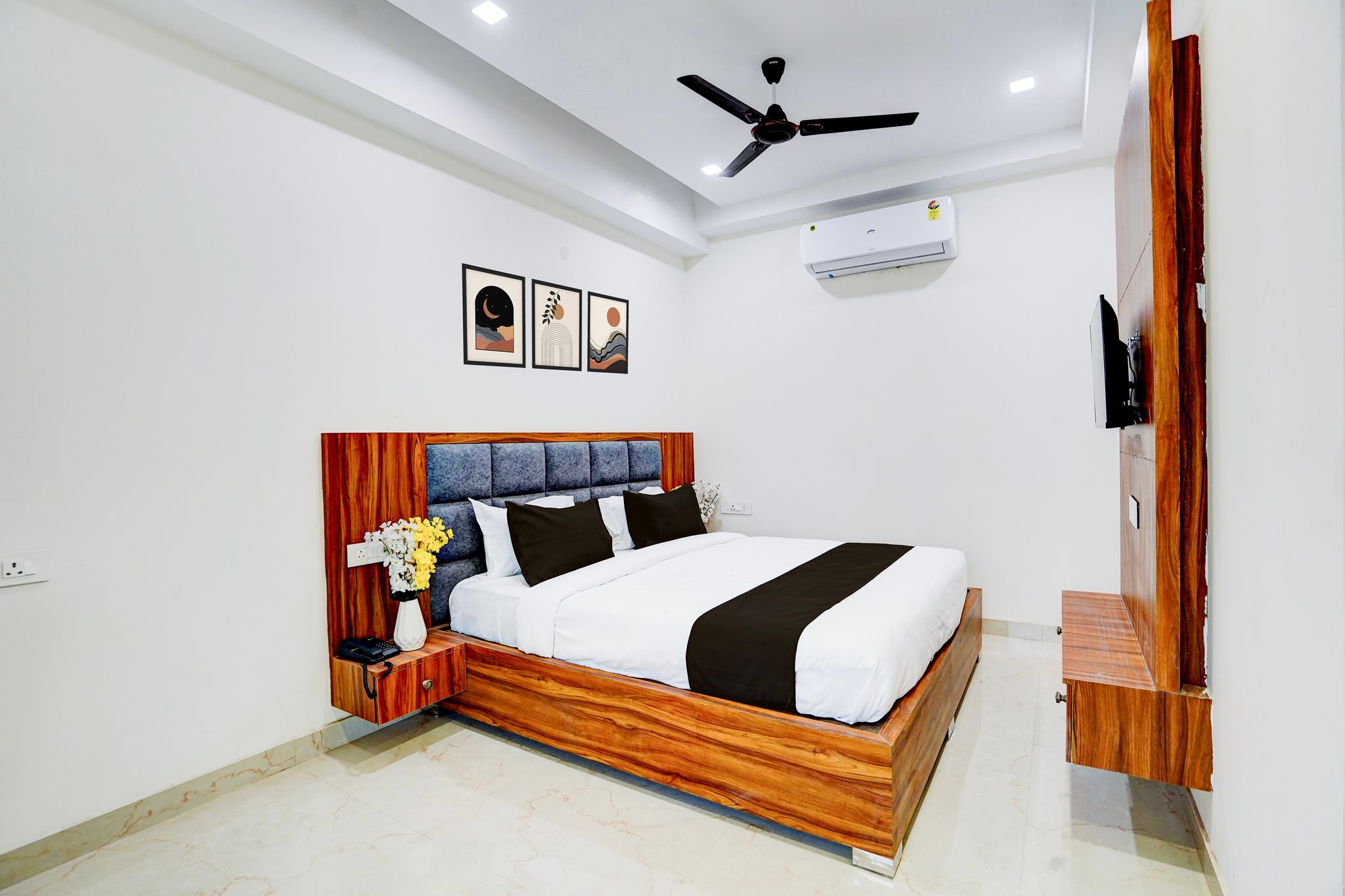 Super Townhouse Sector 93 Noida Expressway Classic 11