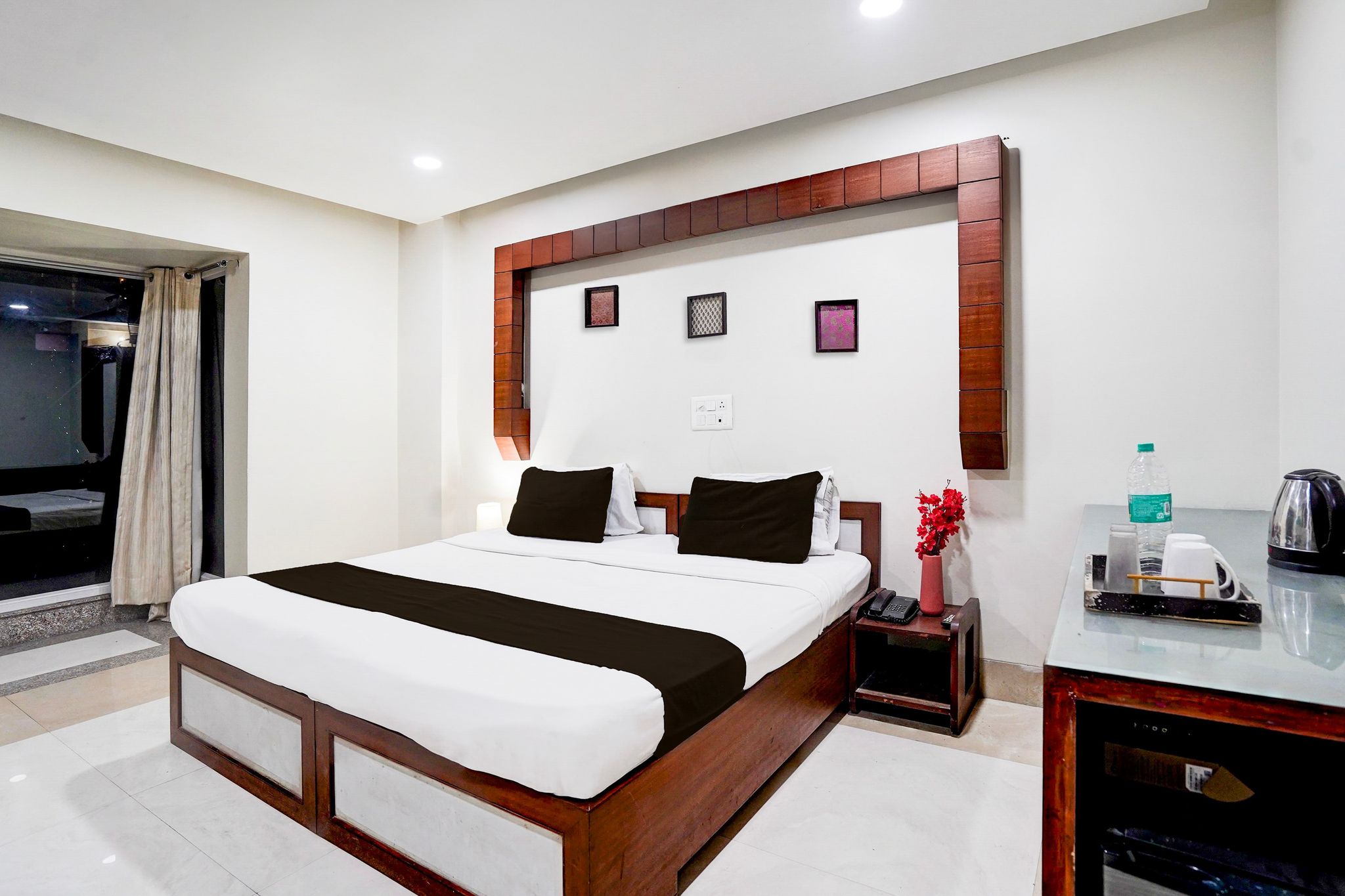 Super Town house Tuessday Suites Near Mr Bhatura Bala Sector 122 Classic 9