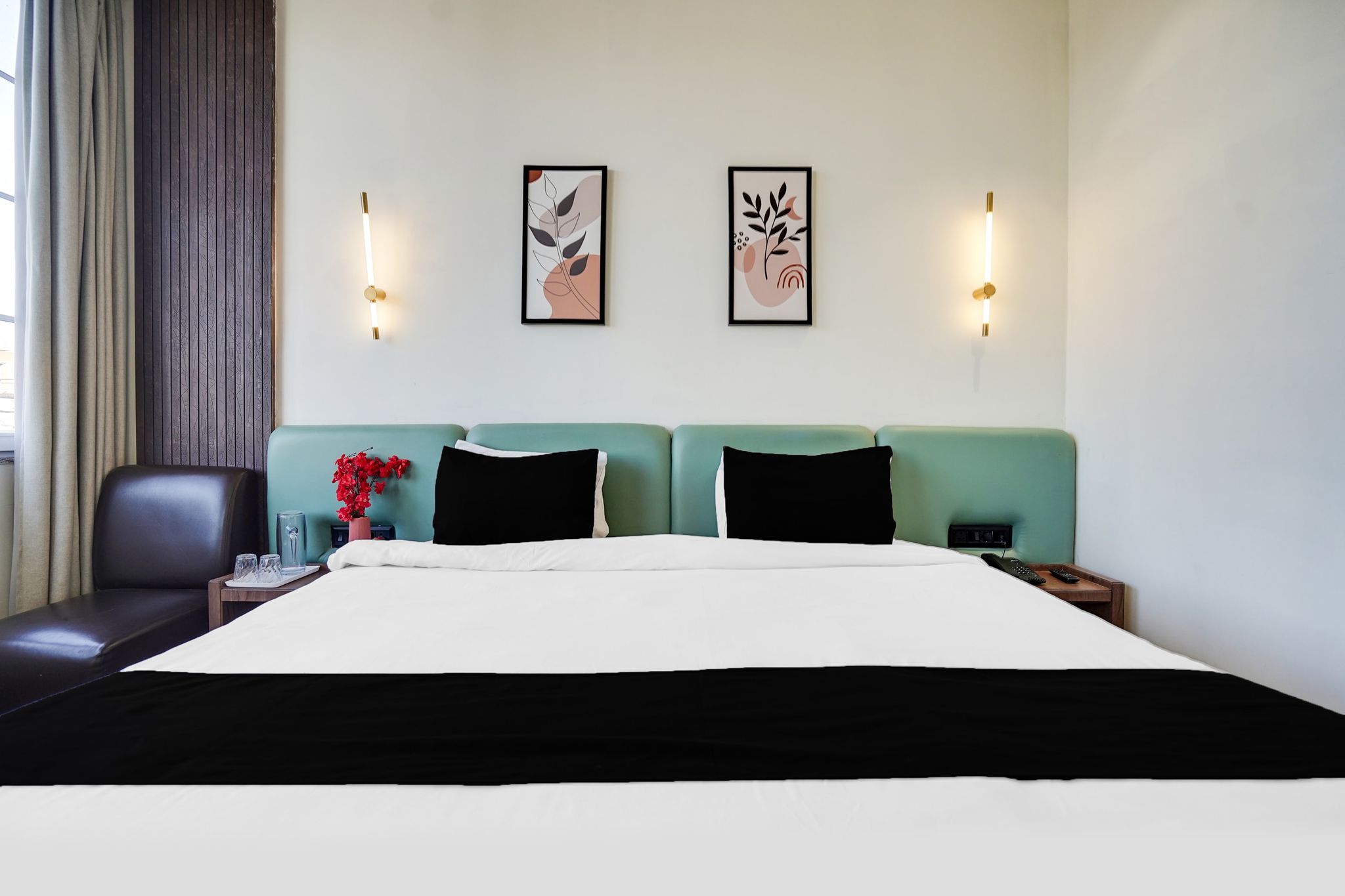 Townhouse Arvind Marg Pachamarhi Classic 13