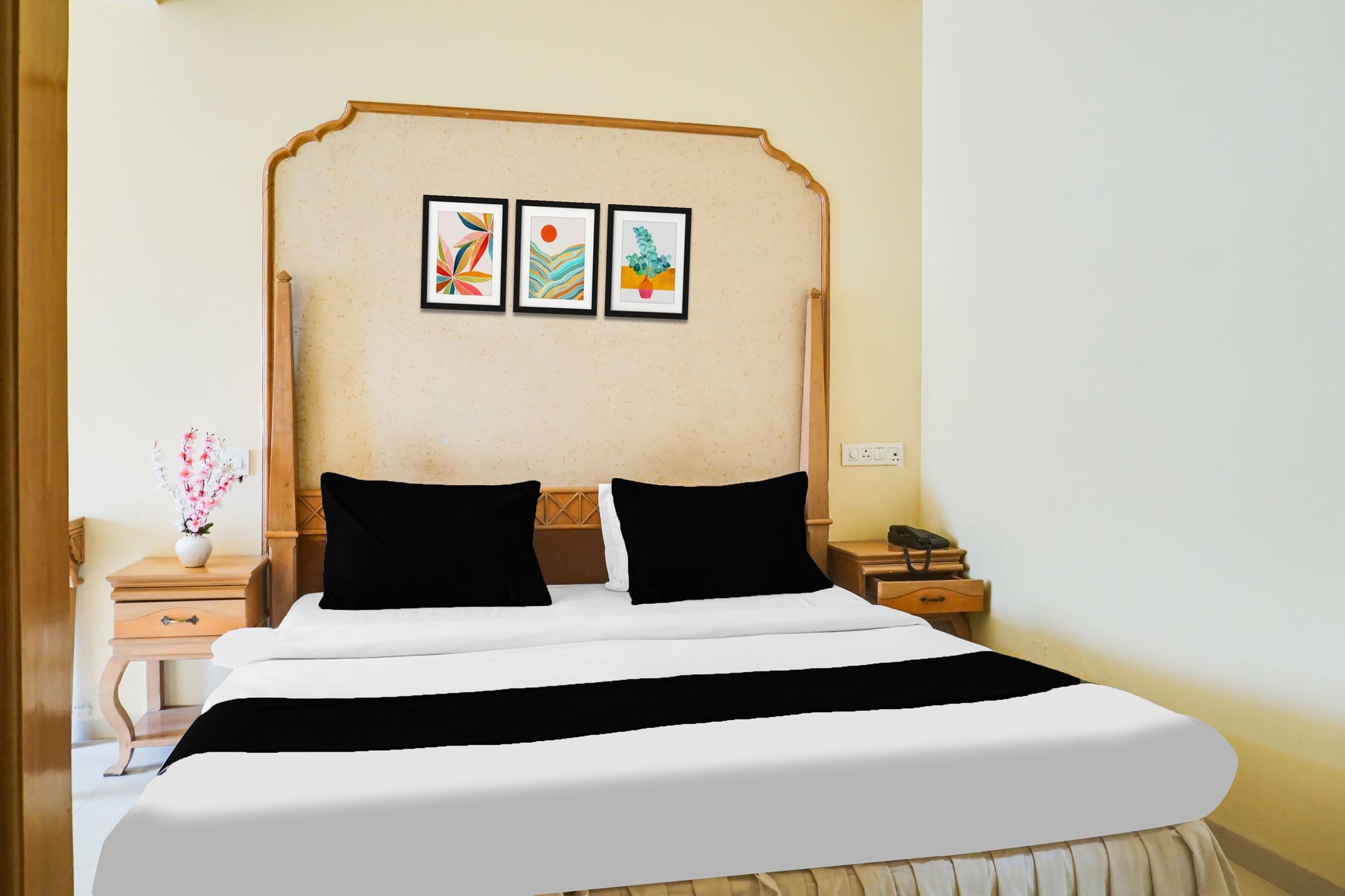 Super Townhouse Oak Baner Road Pune Formerly Hotel Rajwada Classic