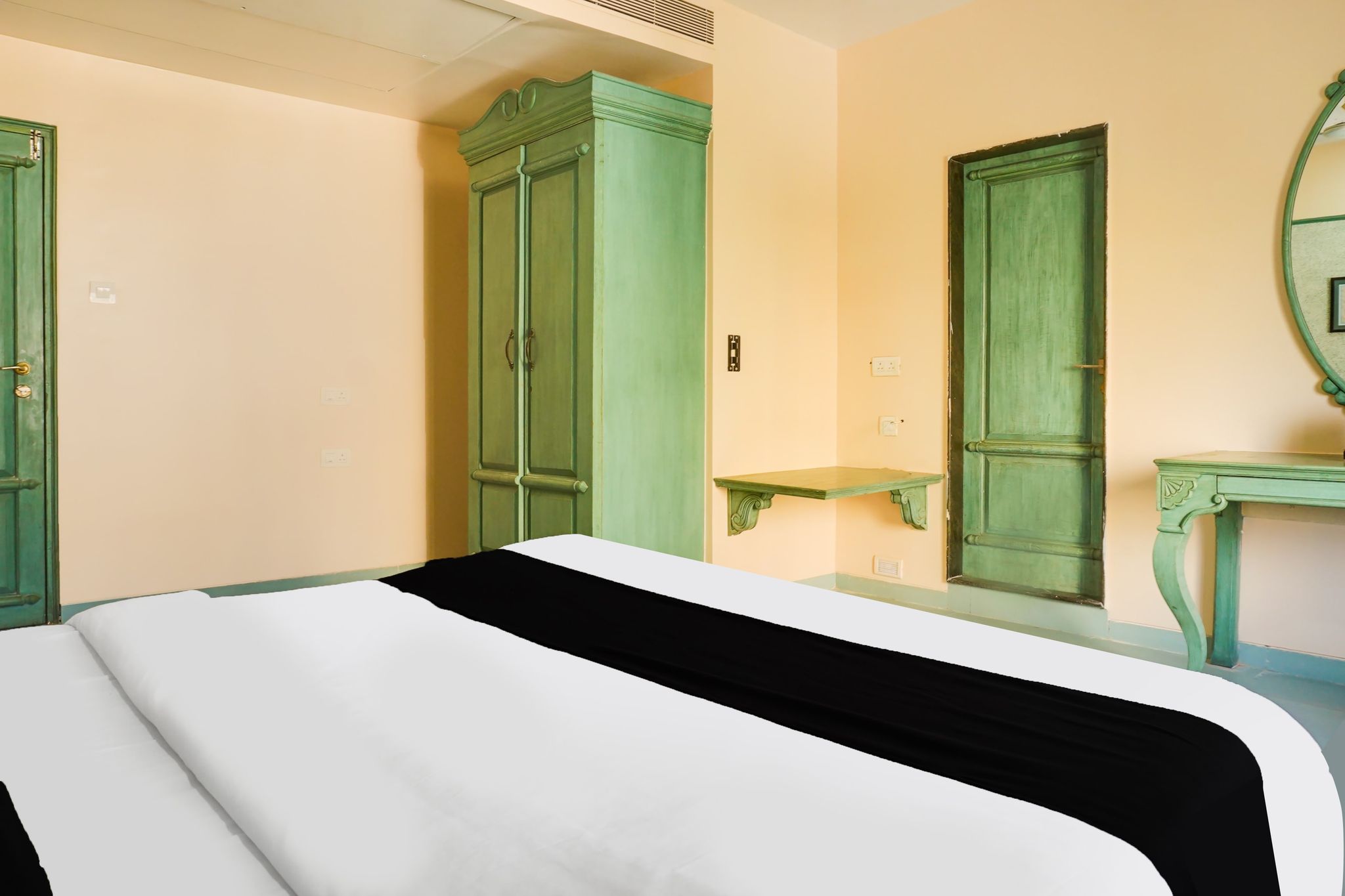 Super Townhouse Oak Baner Road Pune Formerly Hotel Rajwada Classic 13