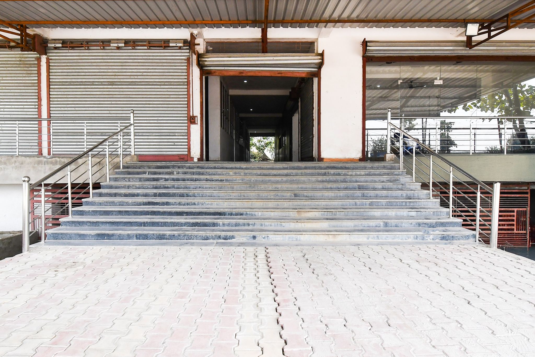 Hotel O by OYO SHIVA RESIDENCY INN