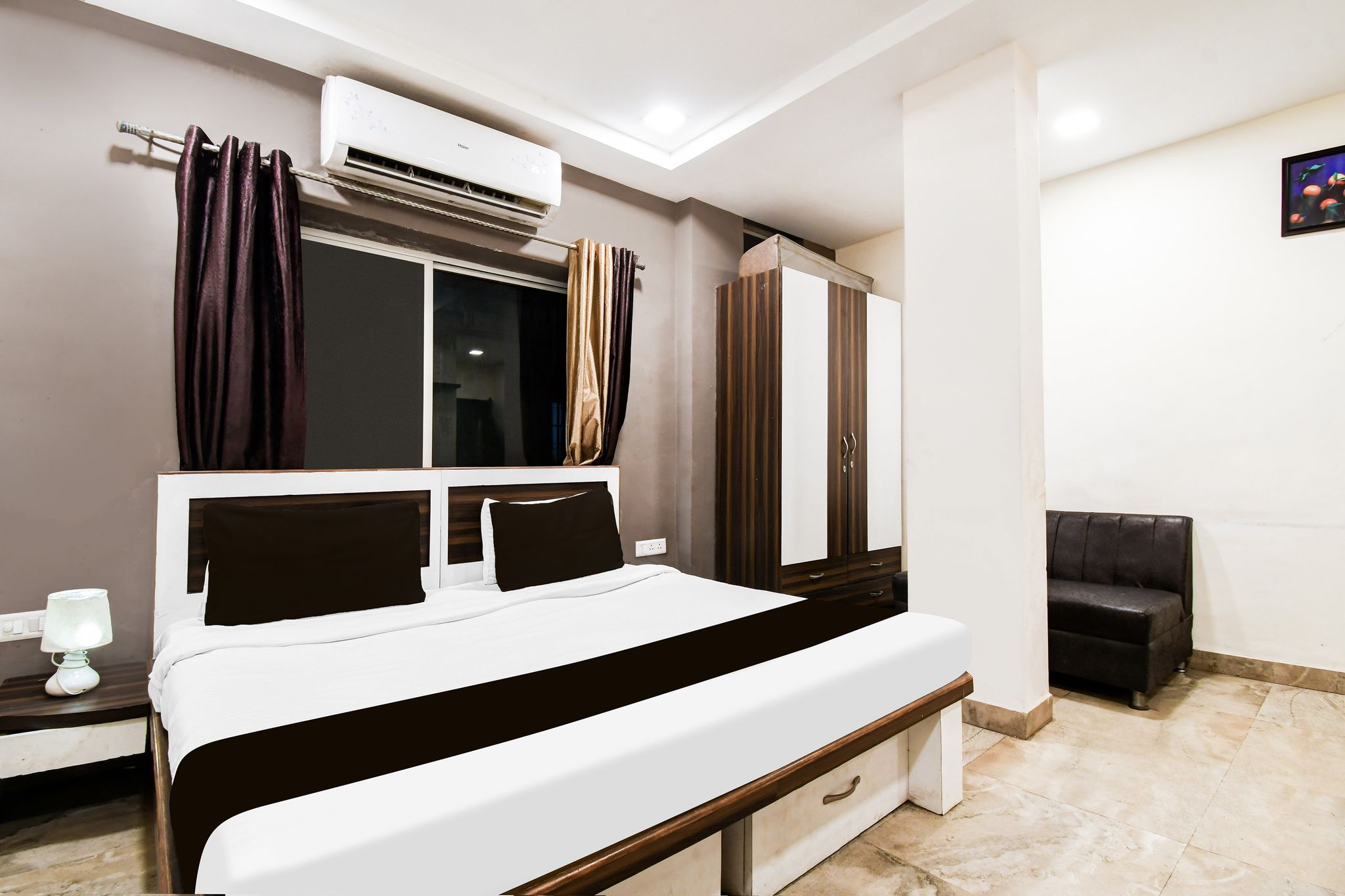 Super Hotel O Raipur City Center Formerly Hotel Edge Classic 4