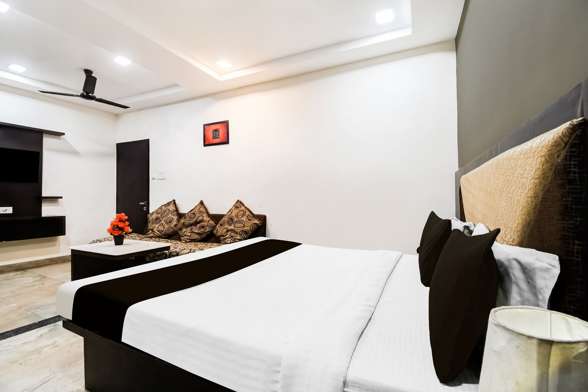 Super Hotel O Raipur City Center Formerly Hotel Edge Classic 2