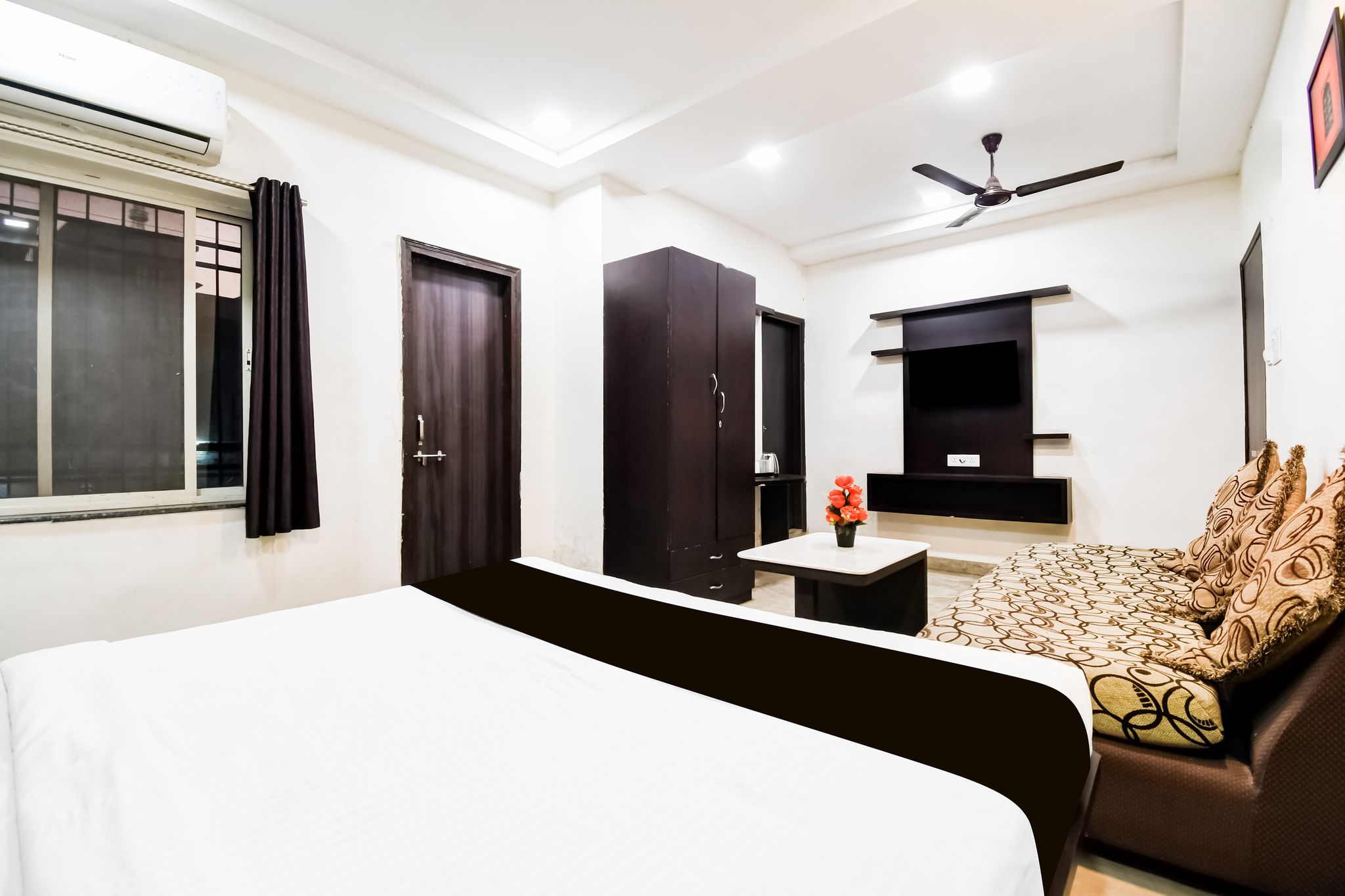 Super Hotel O Raipur City Center Formerly Hotel Edge Classic