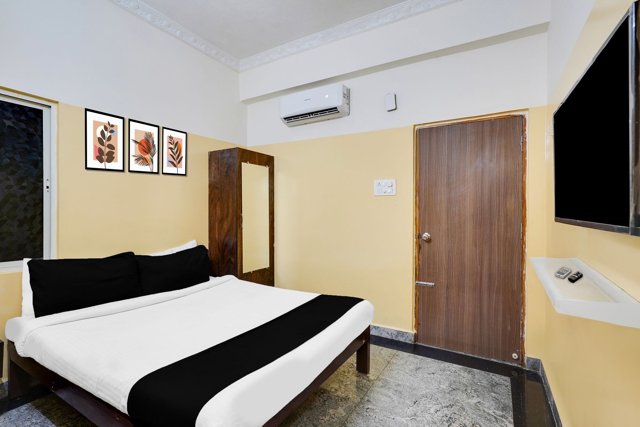 Super Hotel O Karakambadi Road Near Leela Mahal Circle Classic 2