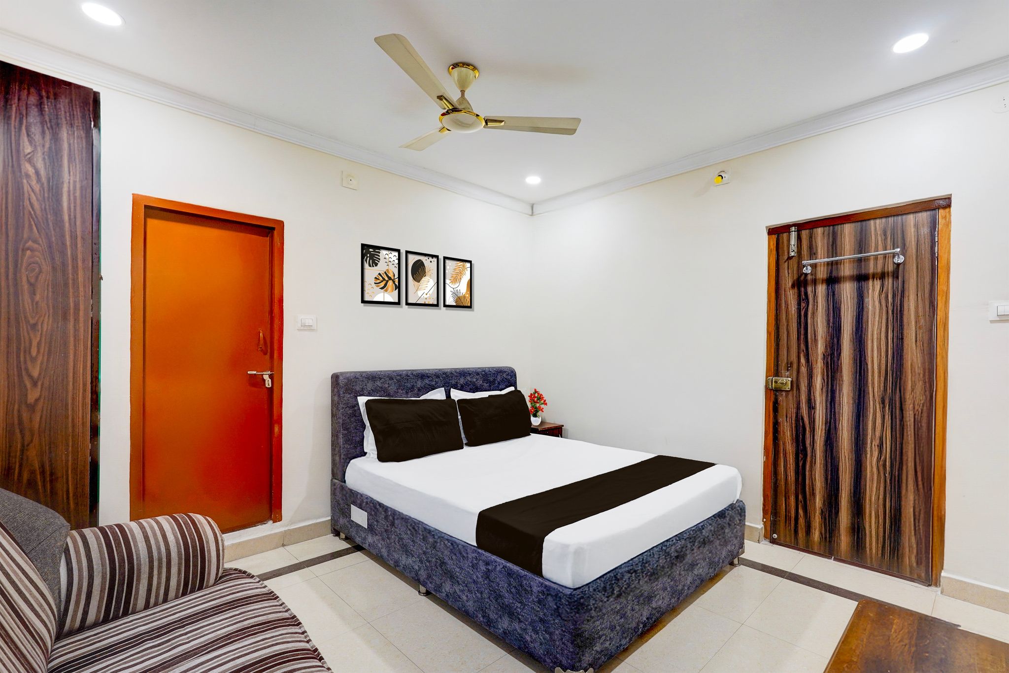 Super Hotel O Airport Road Near Leela Mahal Classic 13