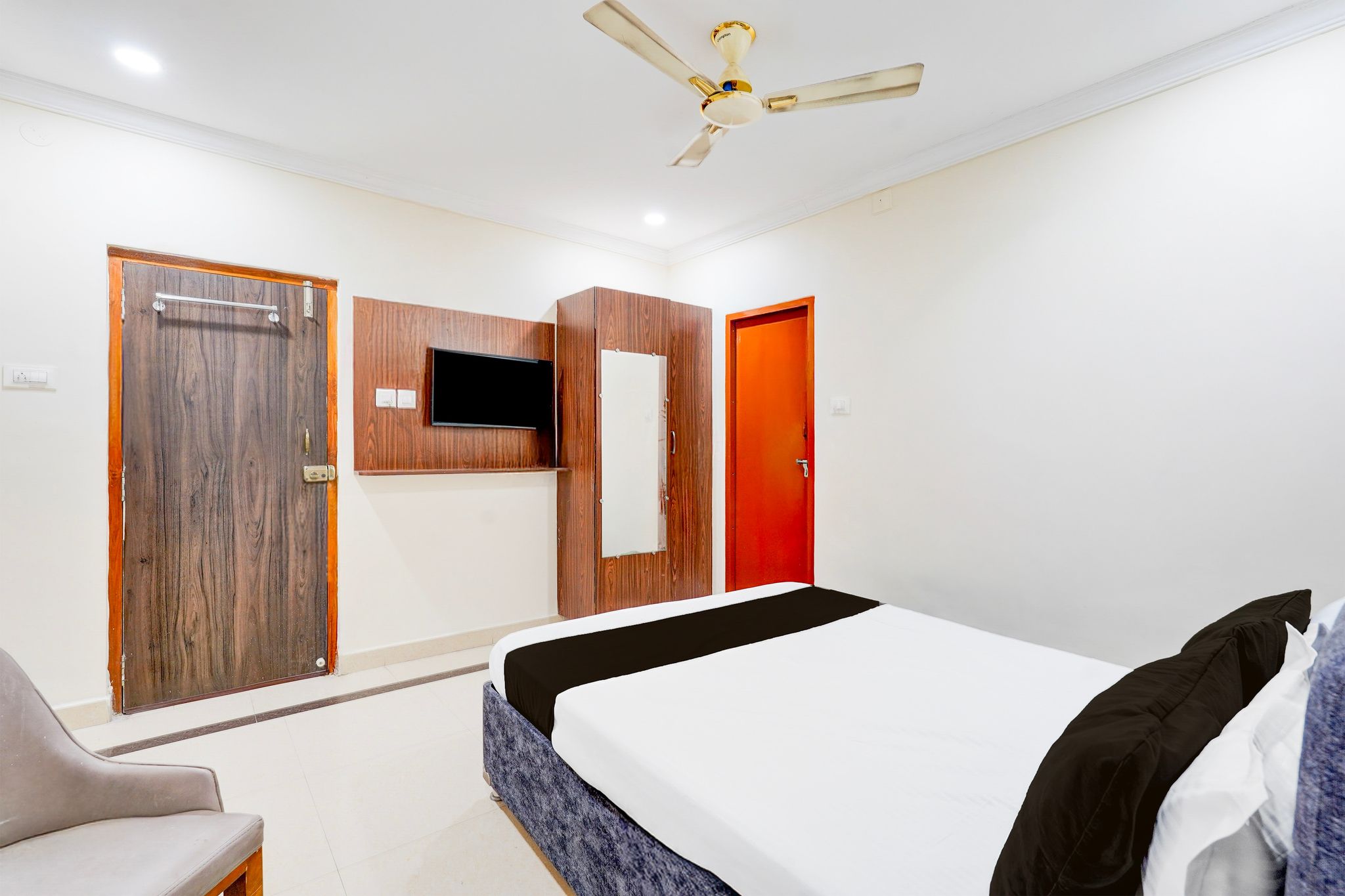 Super Hotel O Airport Road Near Leela Mahal Classic 14