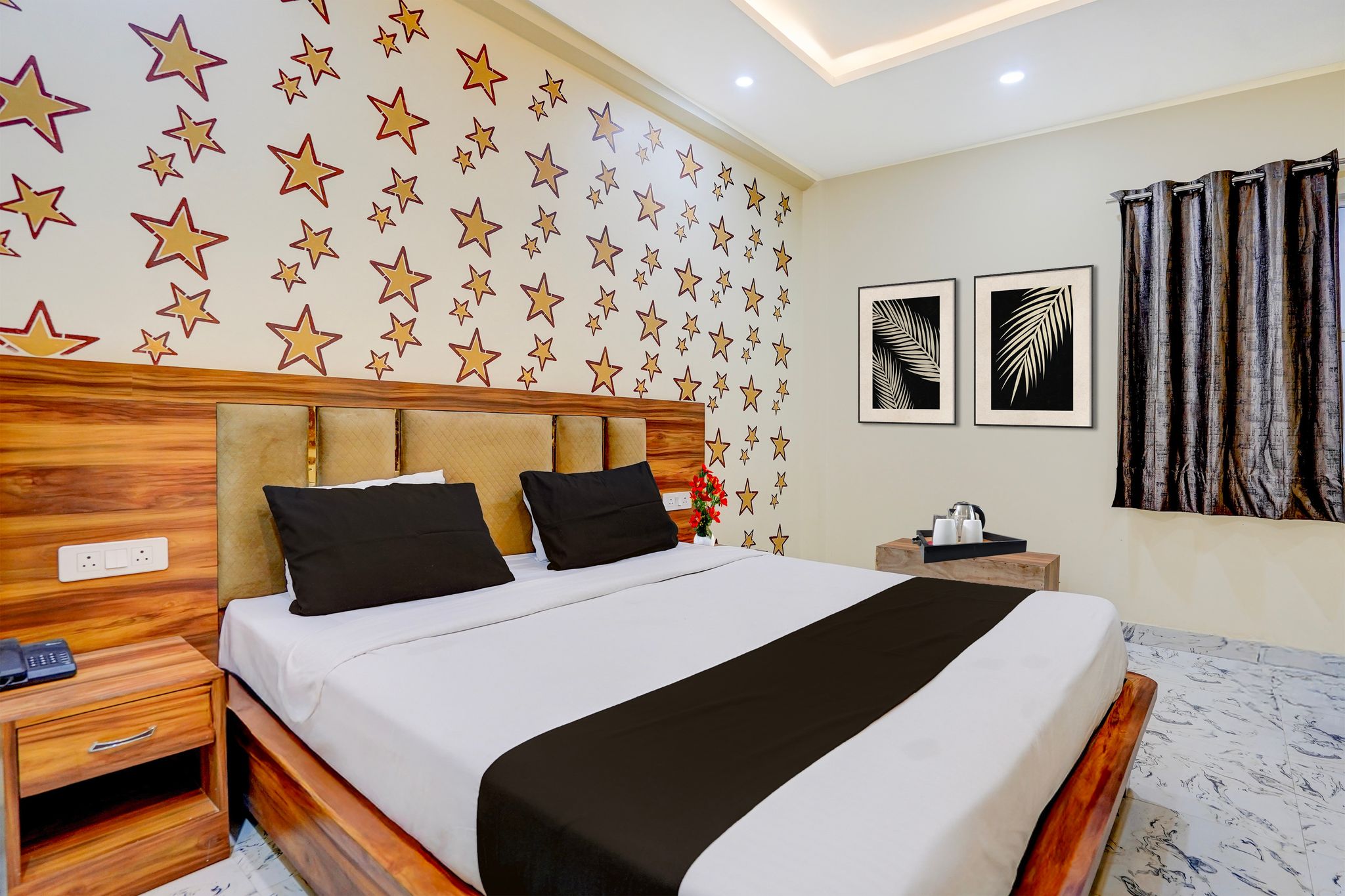 Super Townhouse Ghunghrani Street Godowlia formerly Raghuveer Temple Classic 13