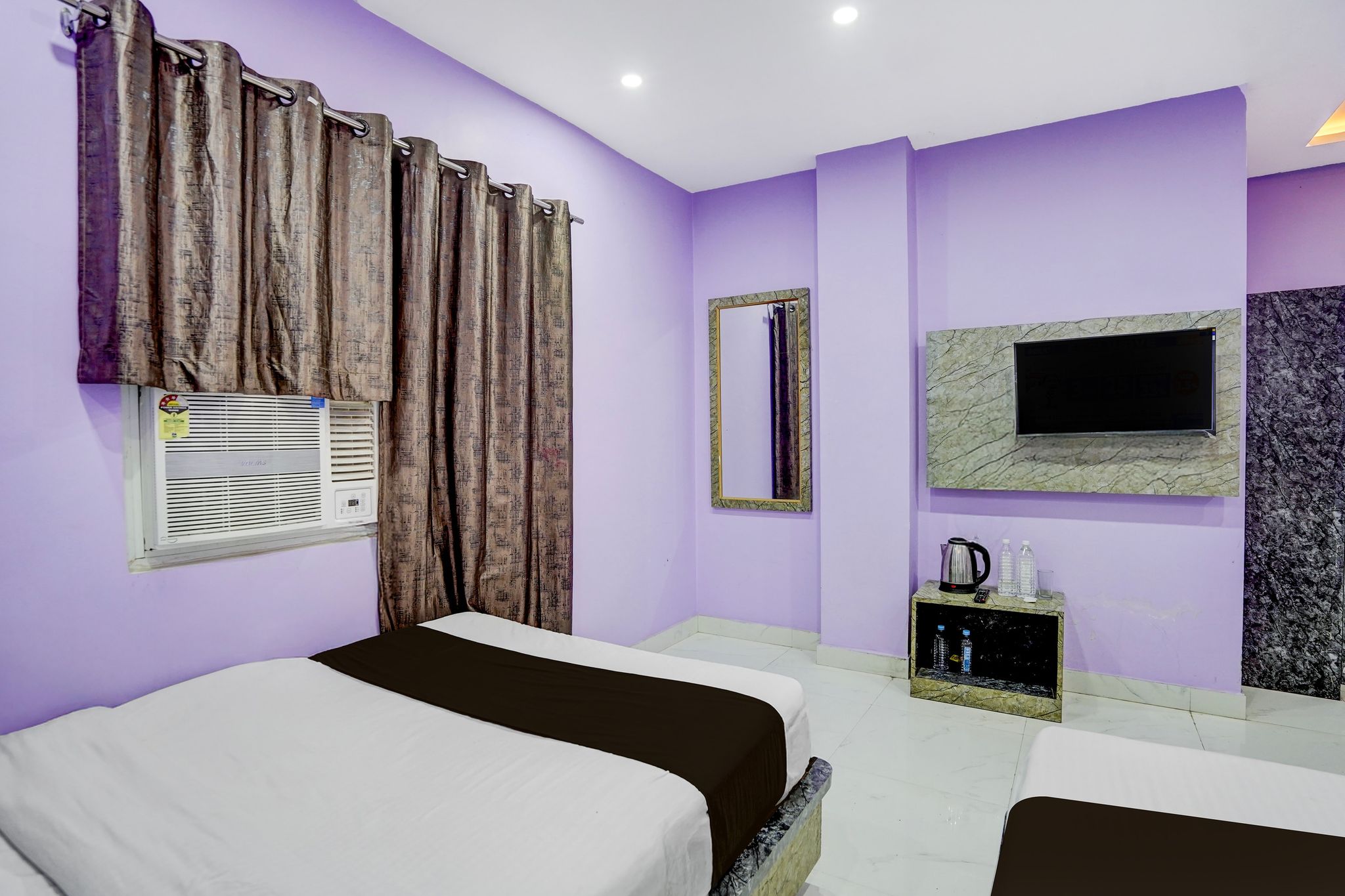 Super Townhouse Ghunghrani Street Godowlia formerly Raghuveer Temple Classic 10