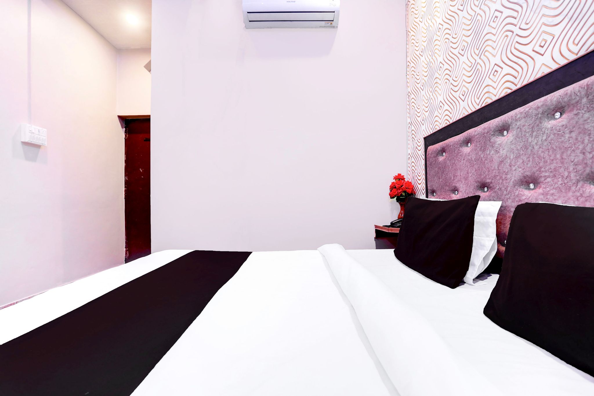 Hotel O S B Guest house Classic 3