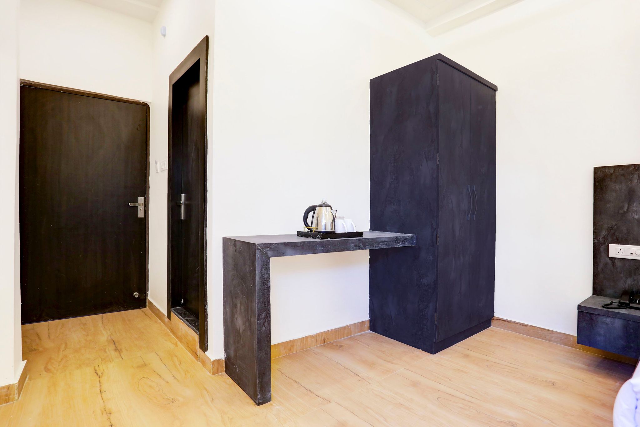 Super Townhouse Balua Road Pahadiya Classic 13