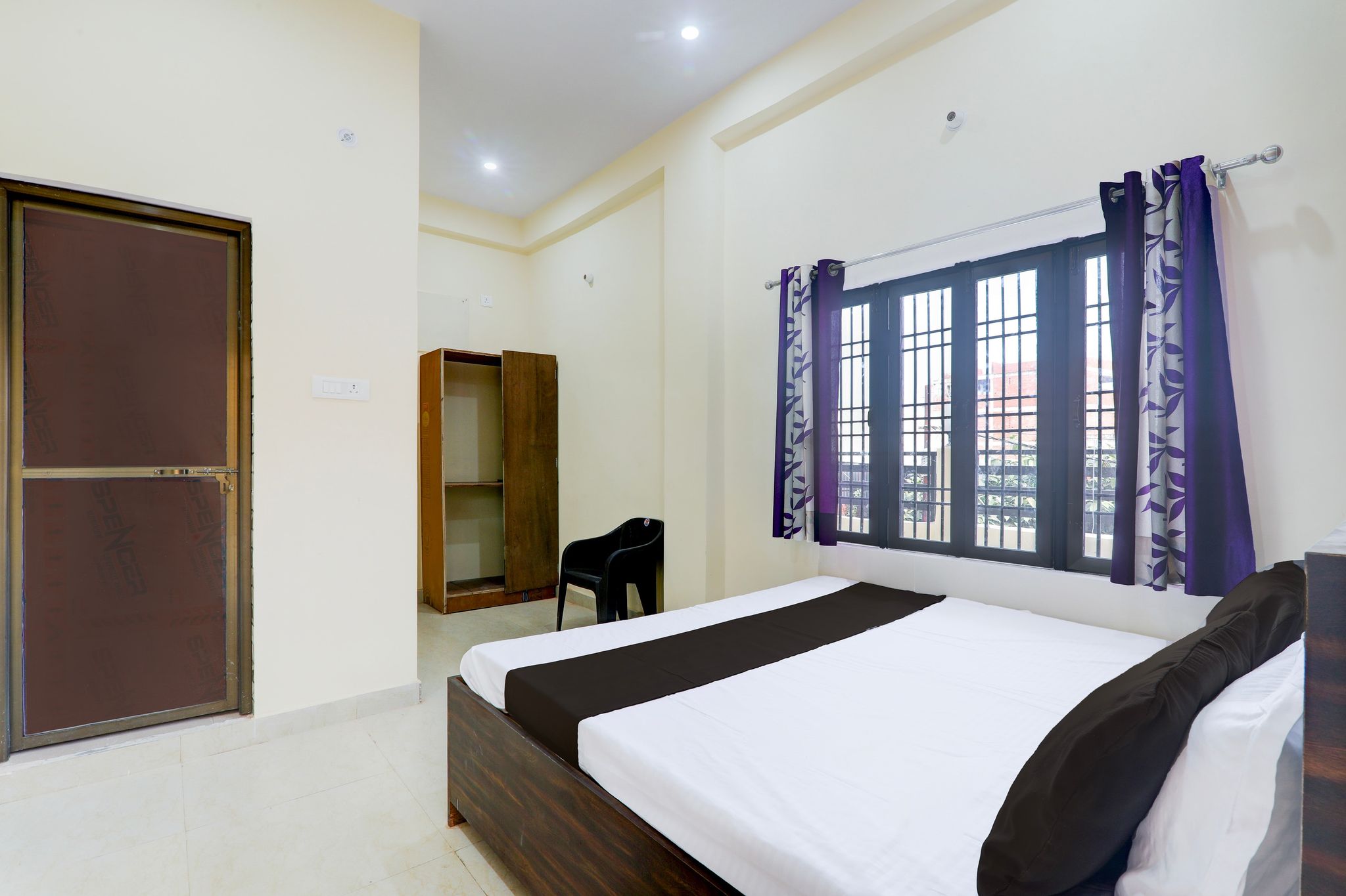Super Hotel O Sudhirpur near Phonix Hospital Classic 6