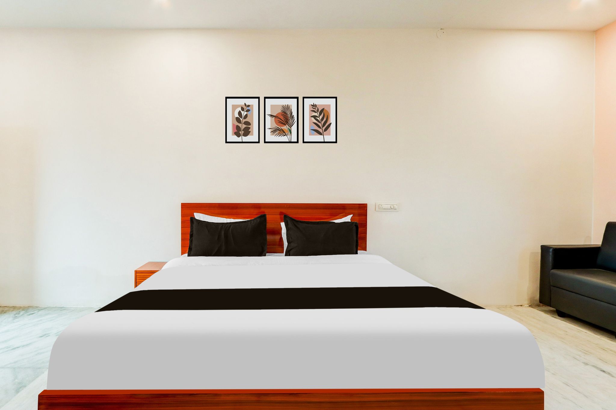 Hotel O by OYO Shine Inn Classic 10