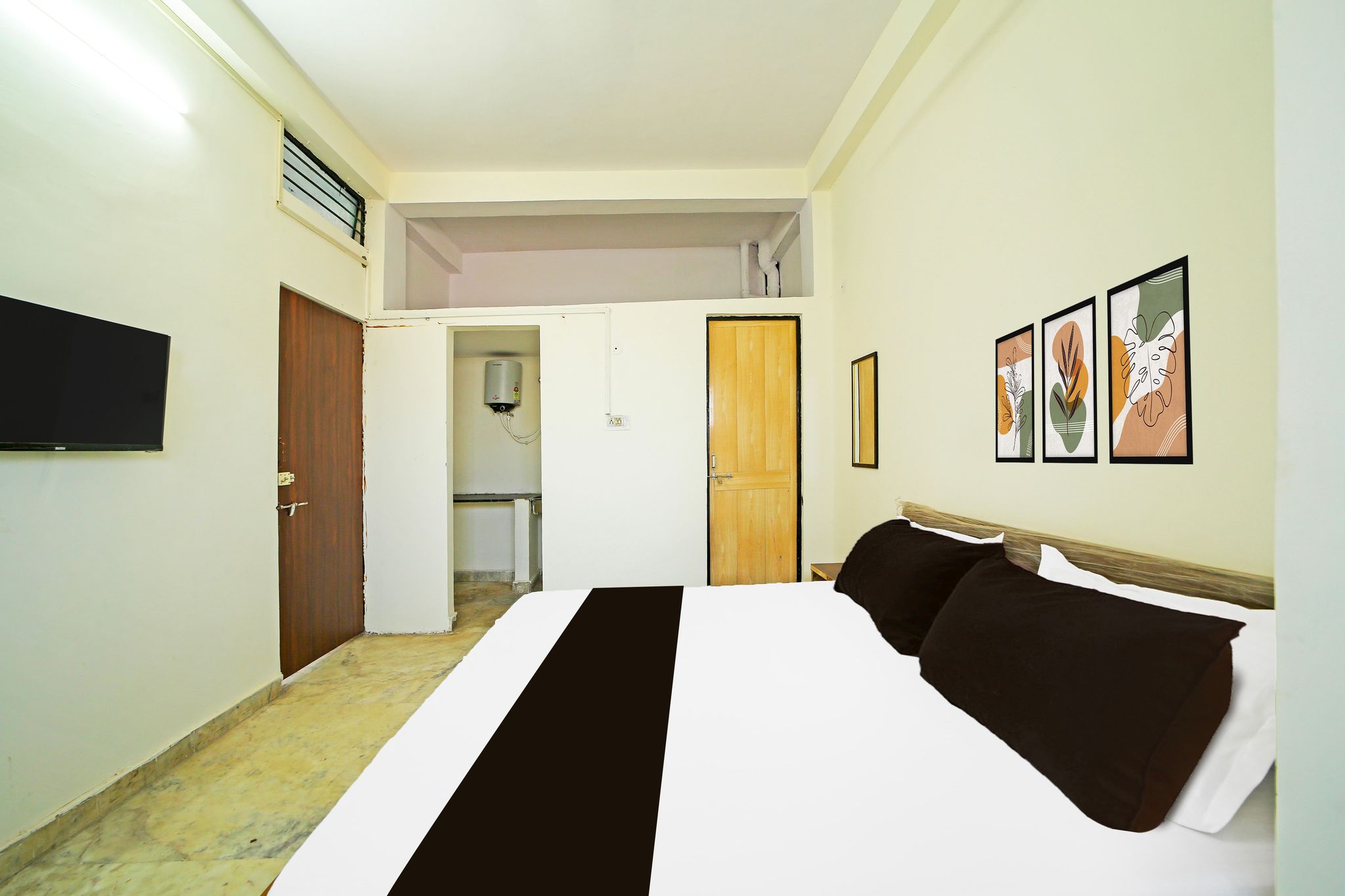 Hotel O by OYO Landmark Classic 12