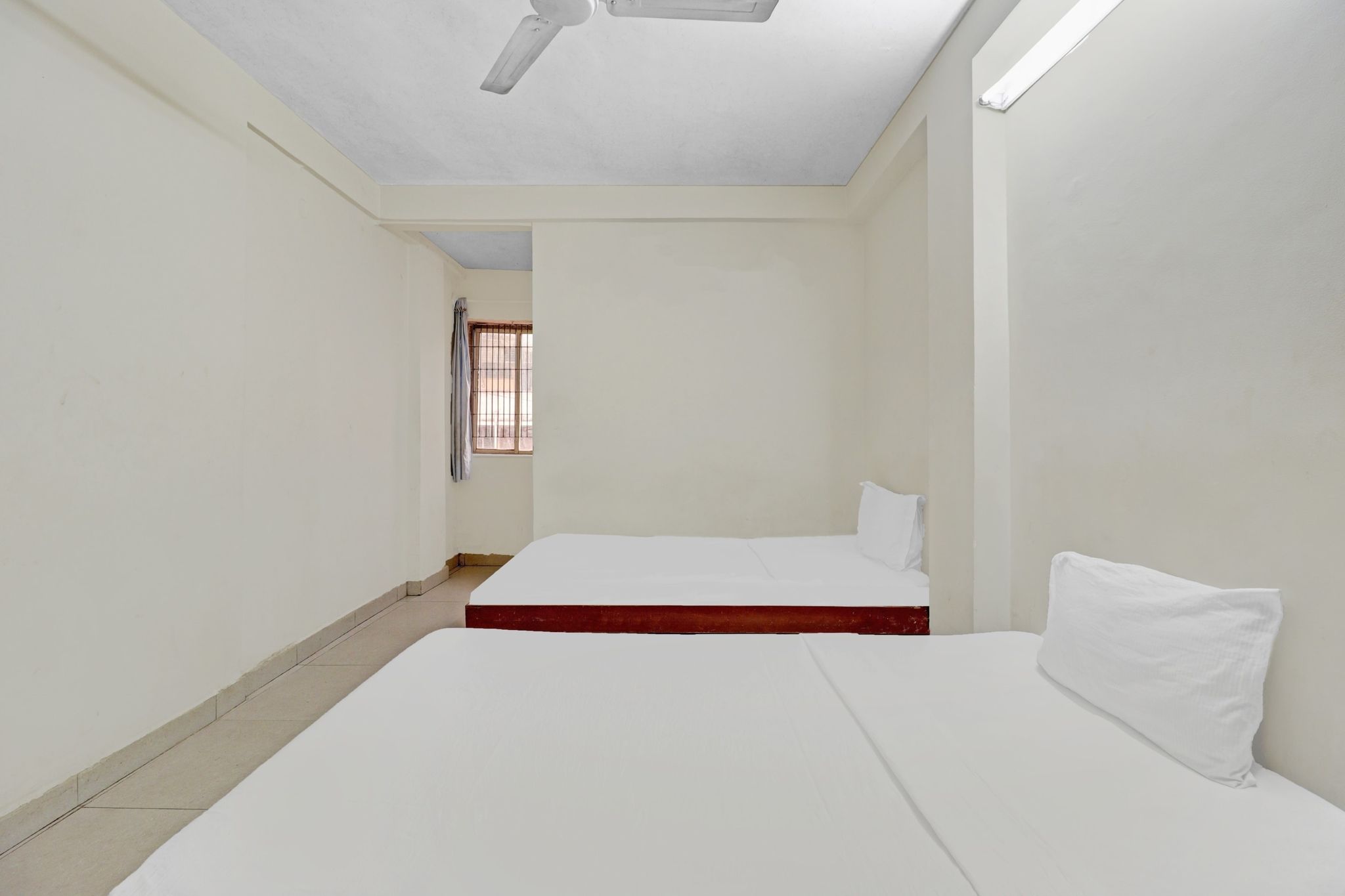 Hotel O by OYO National Deluxe Lodge Classic 22