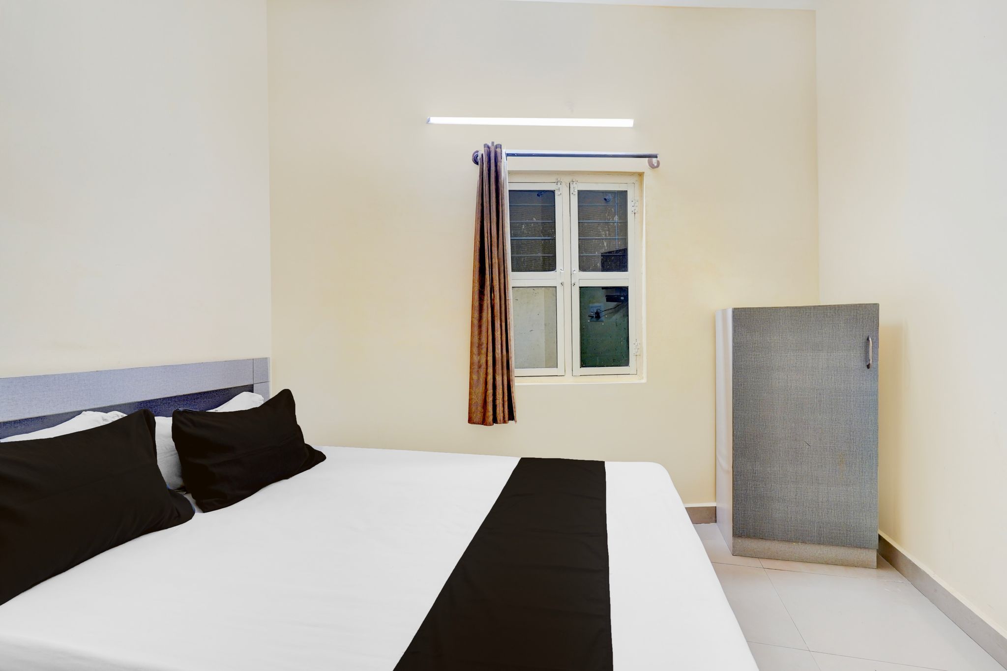 Hotel O Bluestar Classic 14