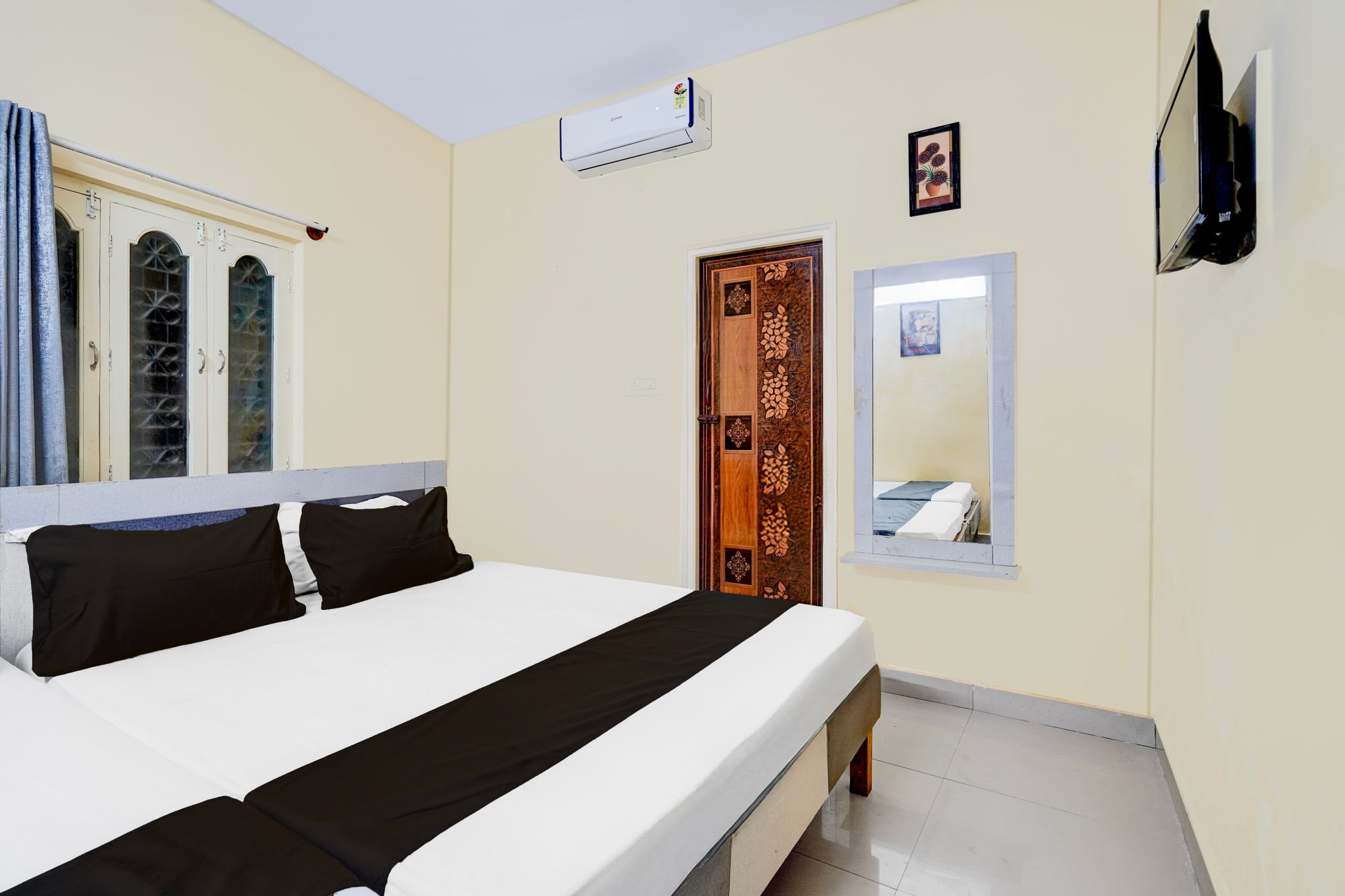 Hotel O Bluestar Classic 11