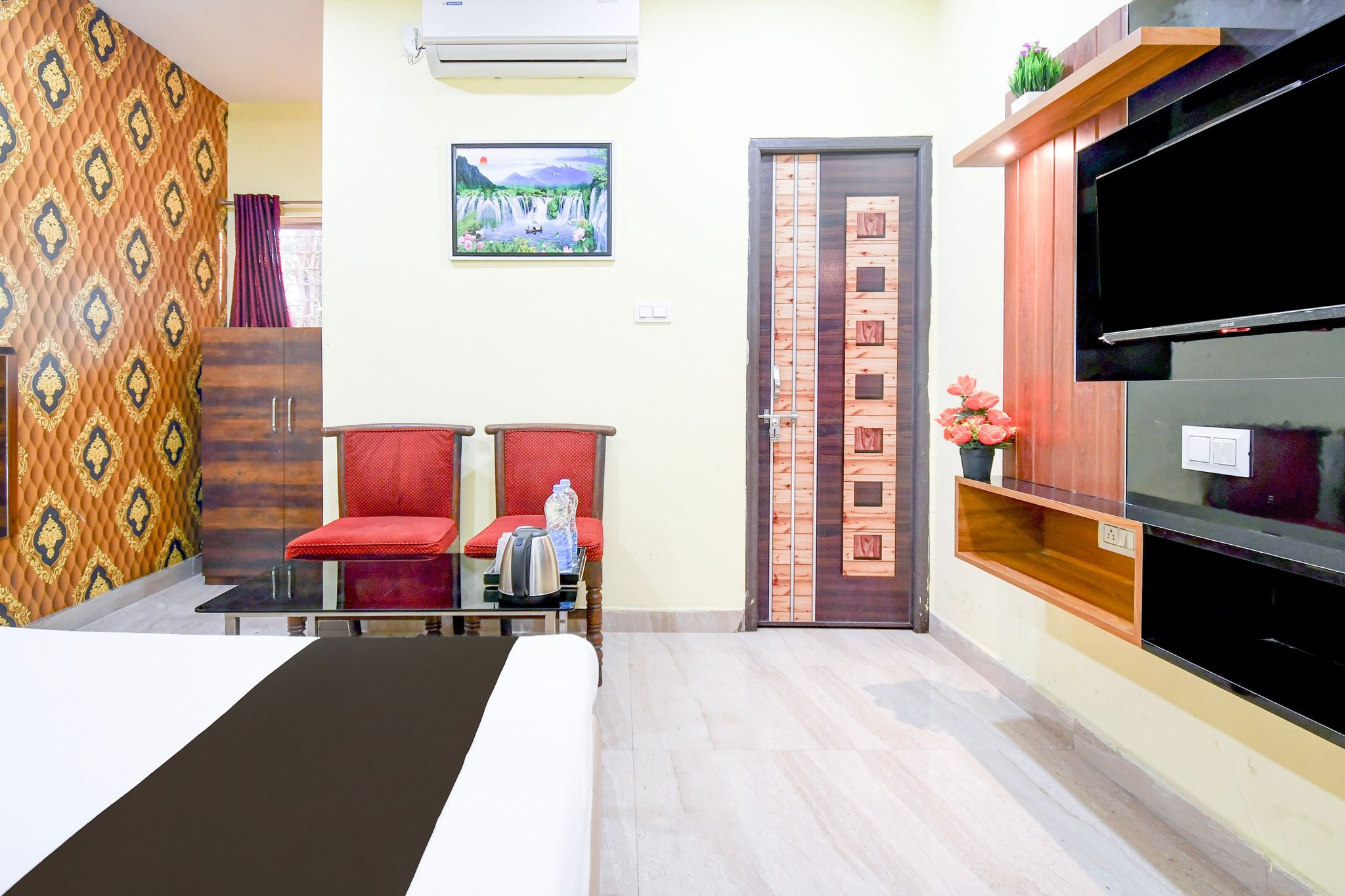 Hotel O by OYO THE WEDDING RINGS Classic 14