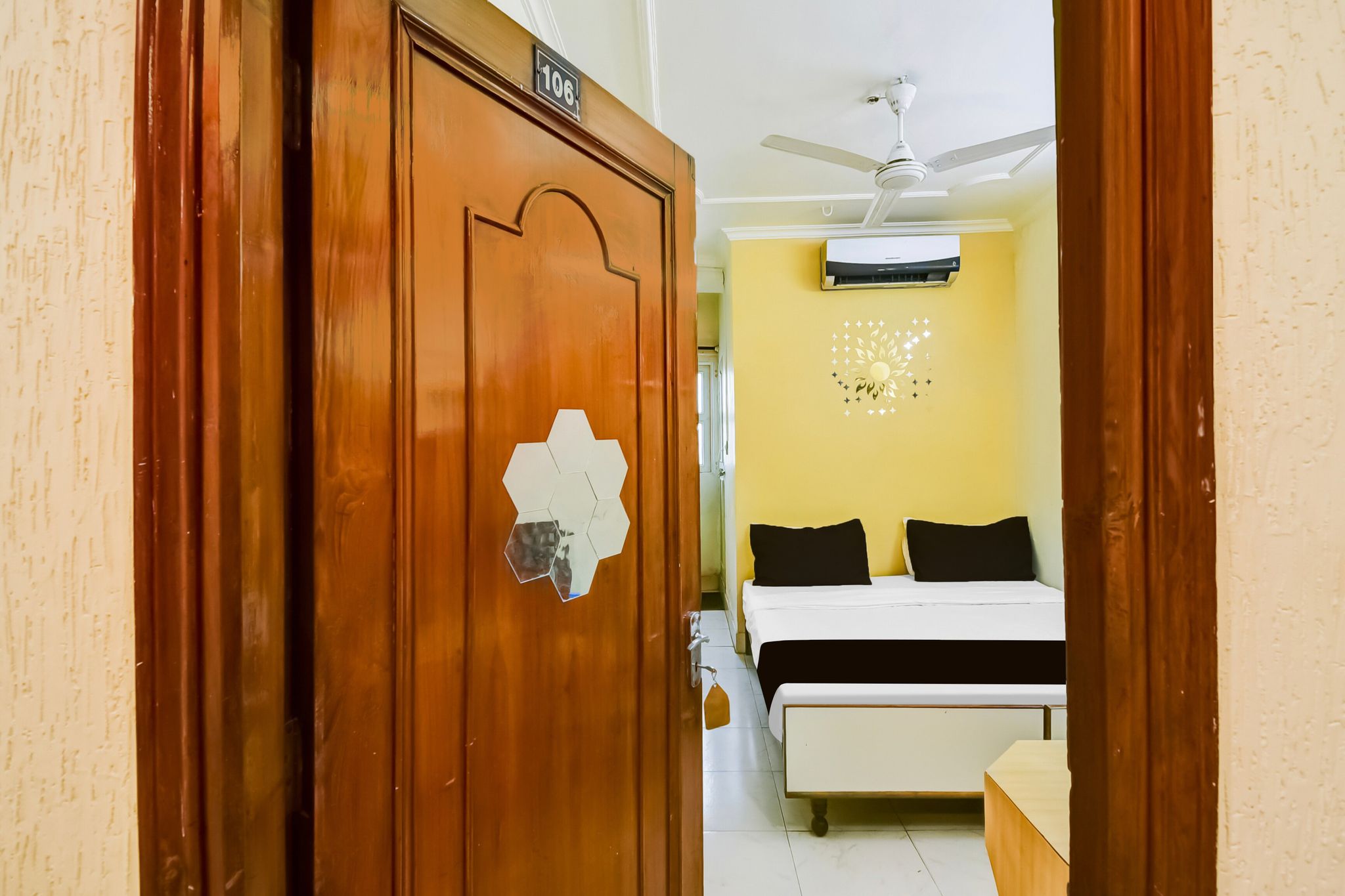 Super Hotel O Sindhi Camp Formerly Hotel Paul Avenue Classic 10