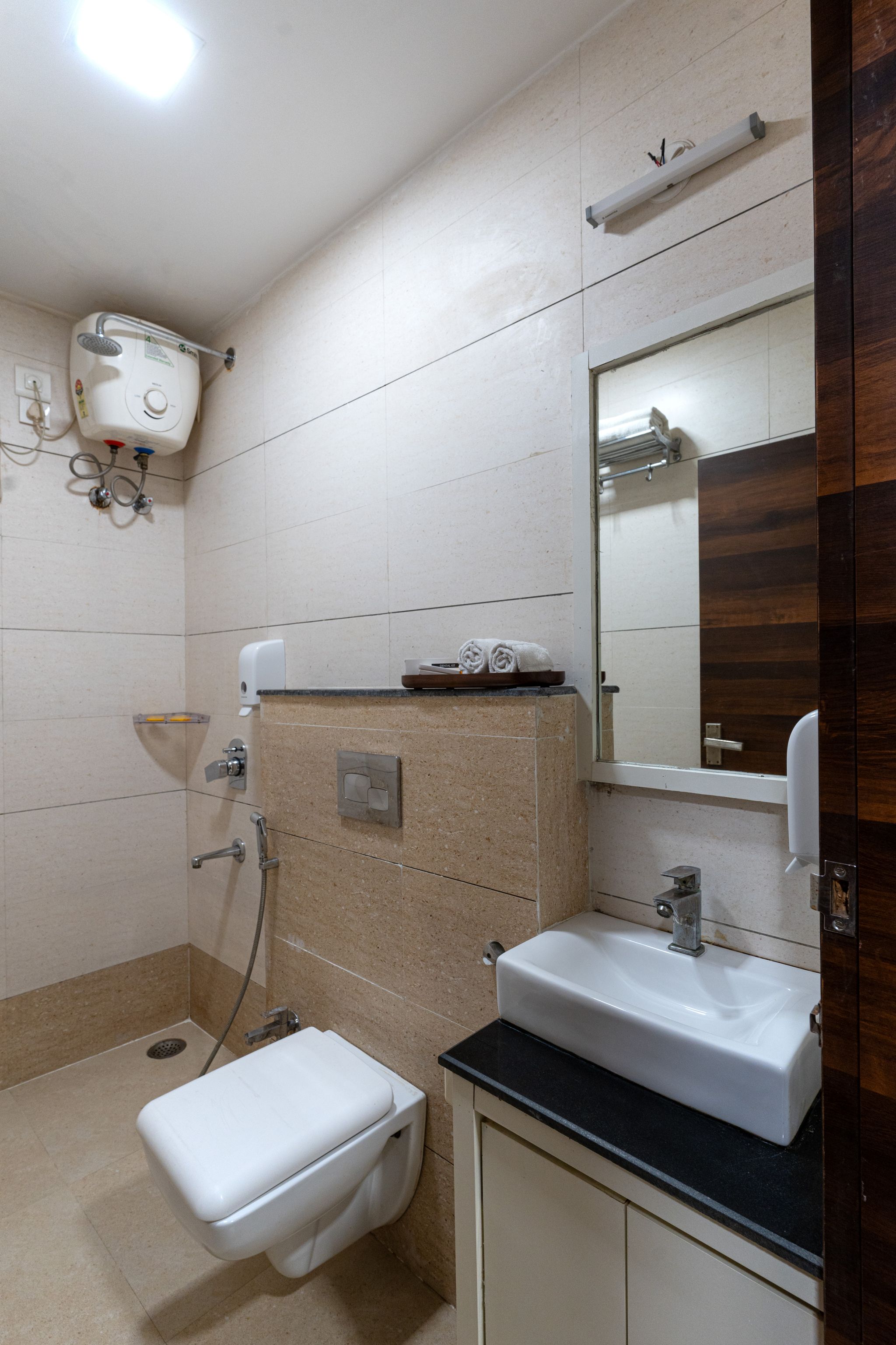 Hotel Rawla Udaipur Deluxe room 7