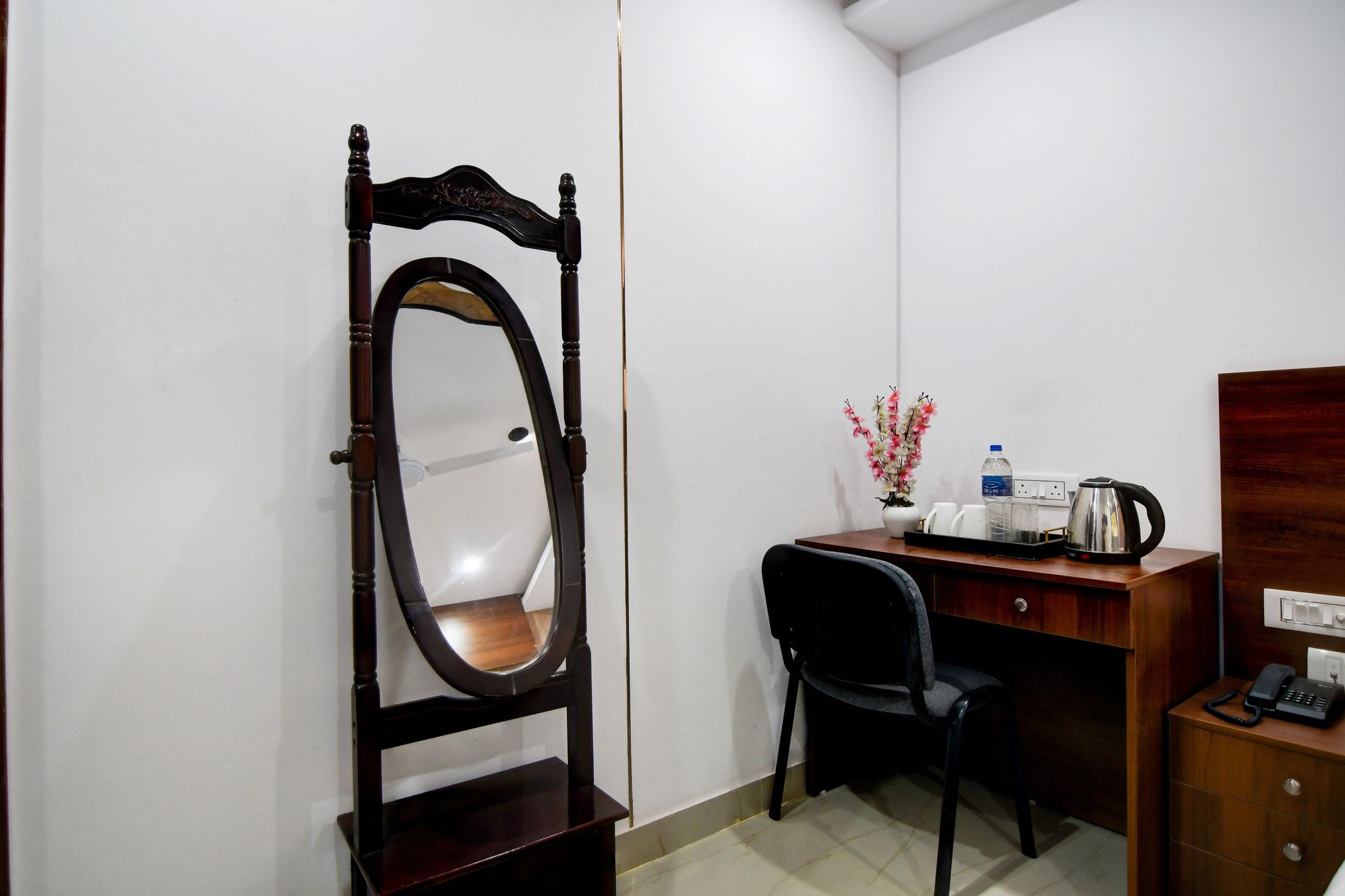 Super Collection O Chinar Park Near Airport Classic 11