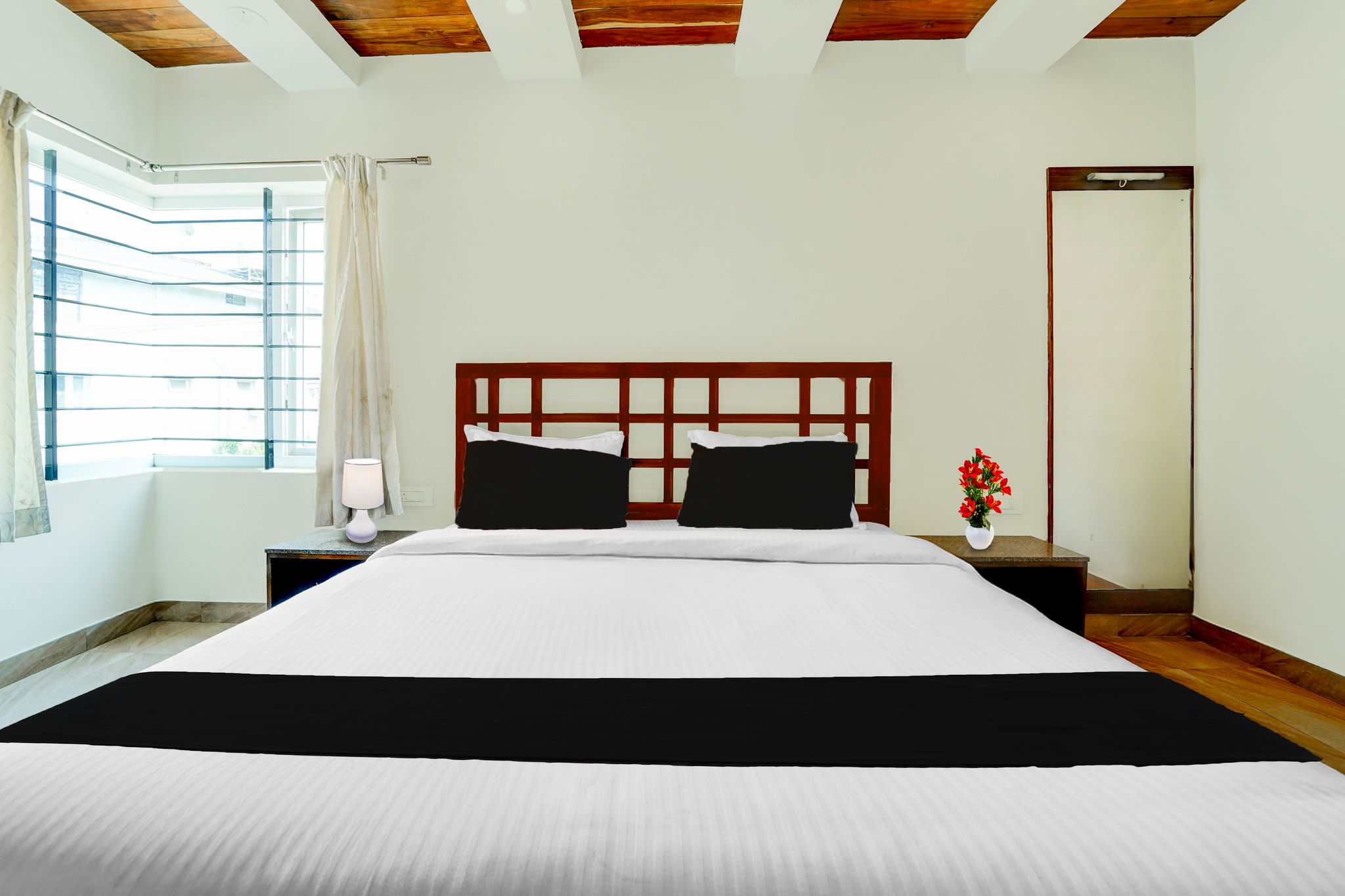 Super Collection O Charing Cross Ooty Classic 8