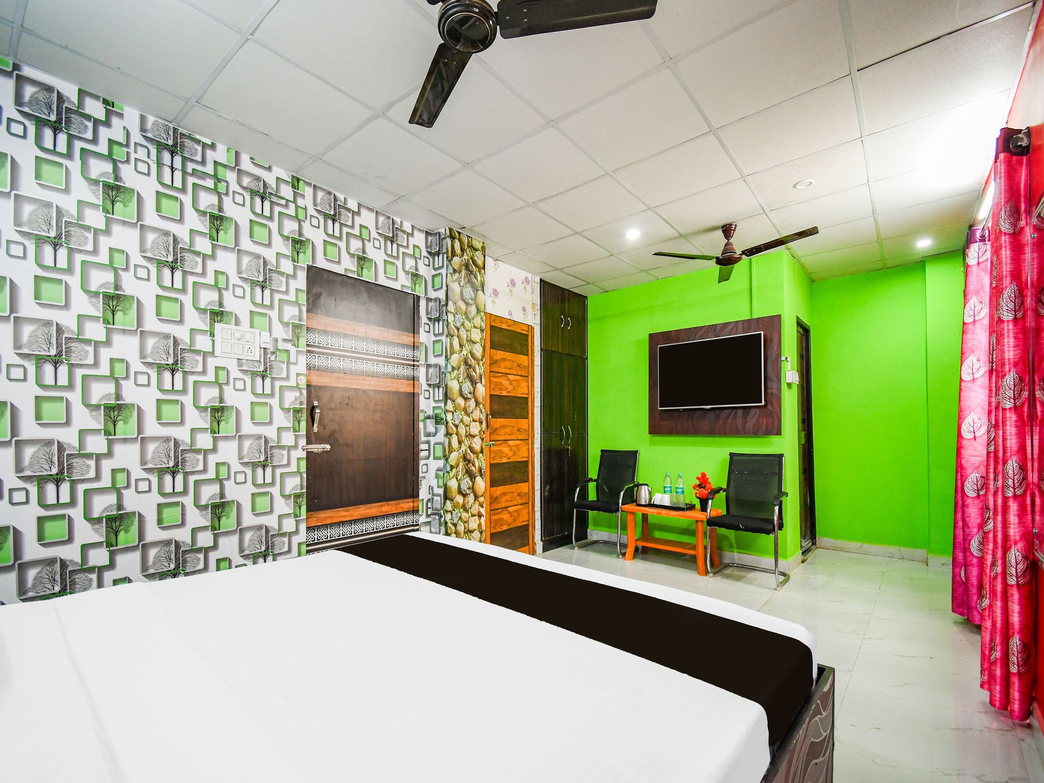 Super Hotel O Pink City & Banquet Hall