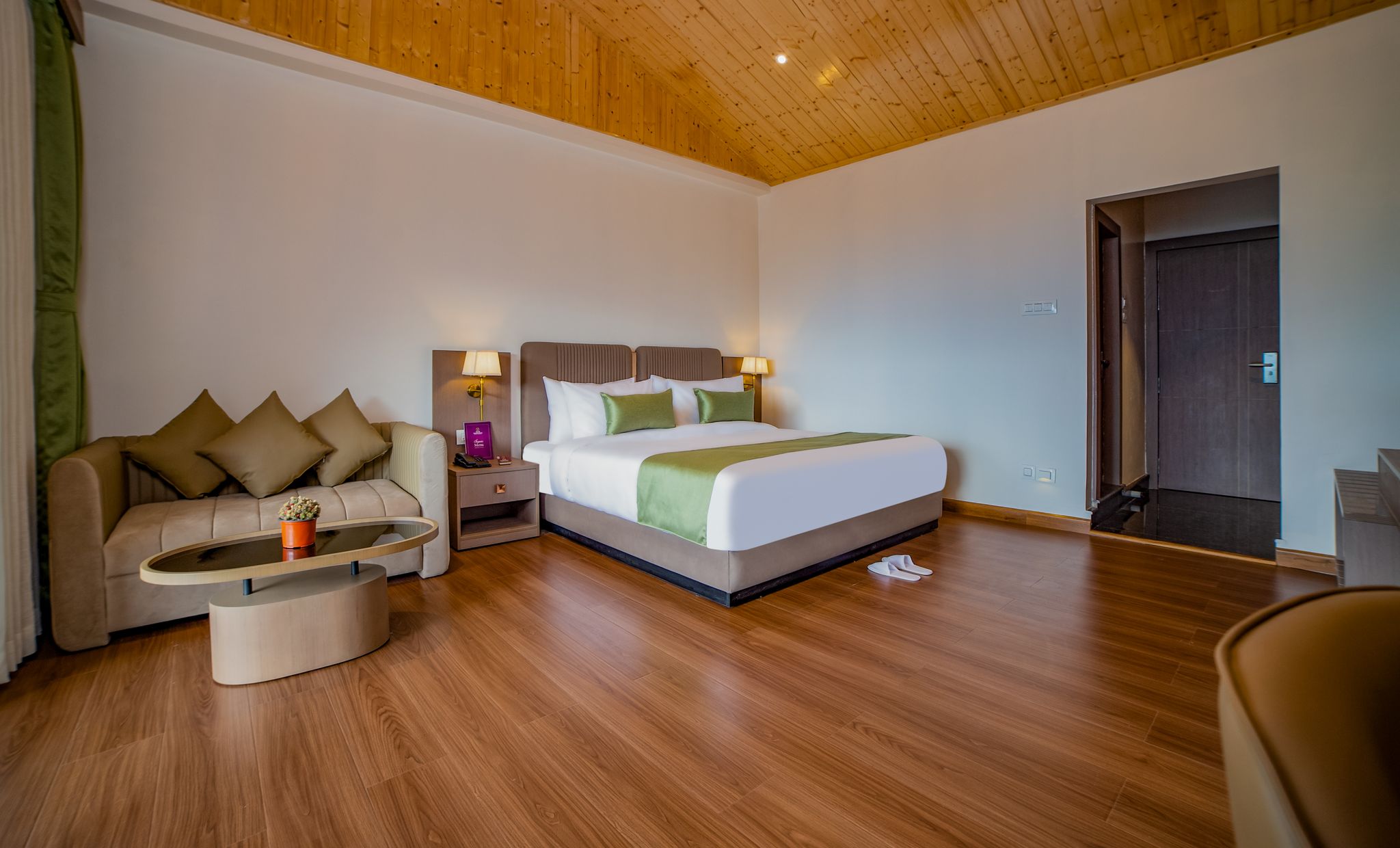 Premium valley view Room with Balcony