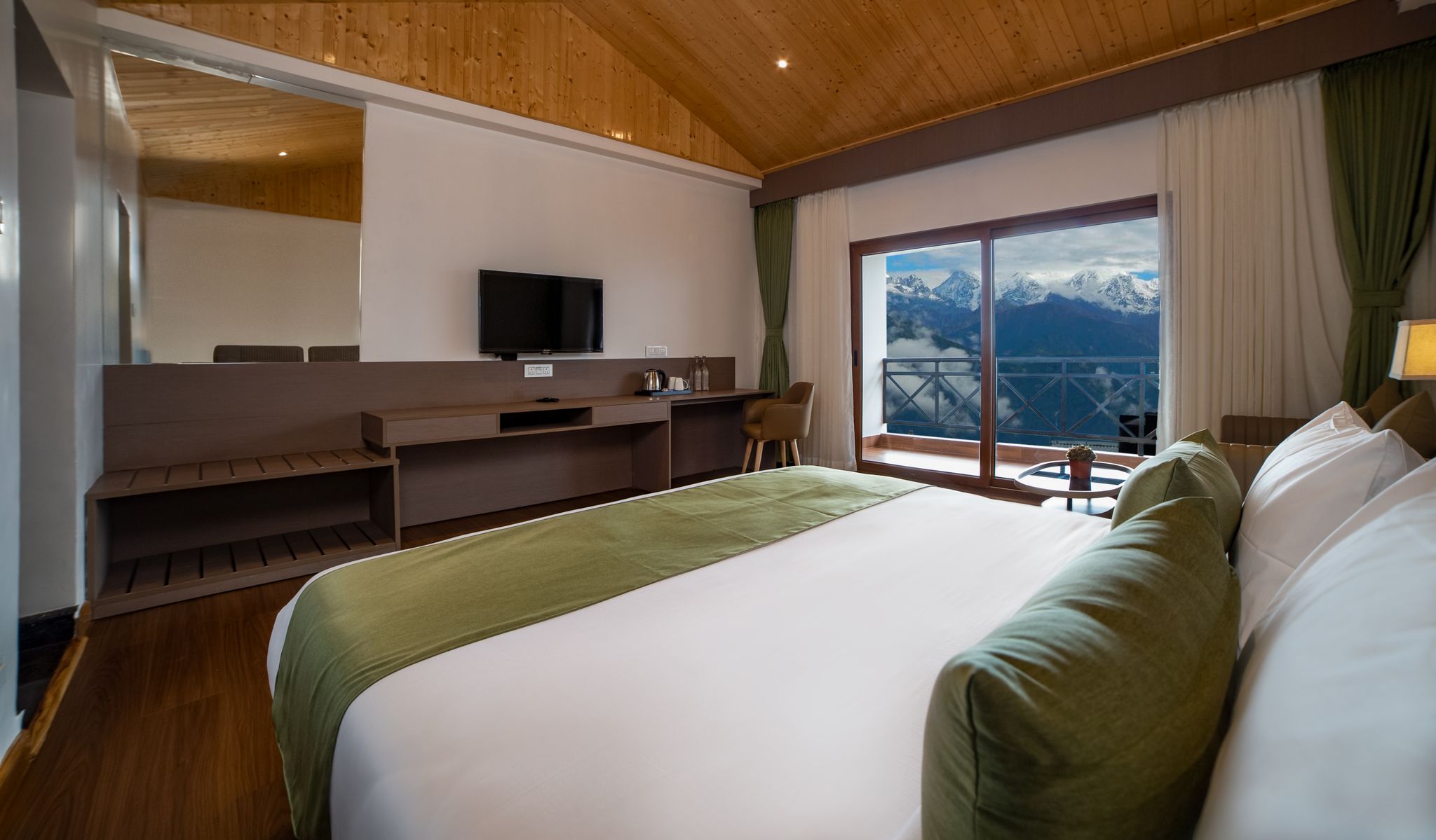 Premium valley view Room with Balcony