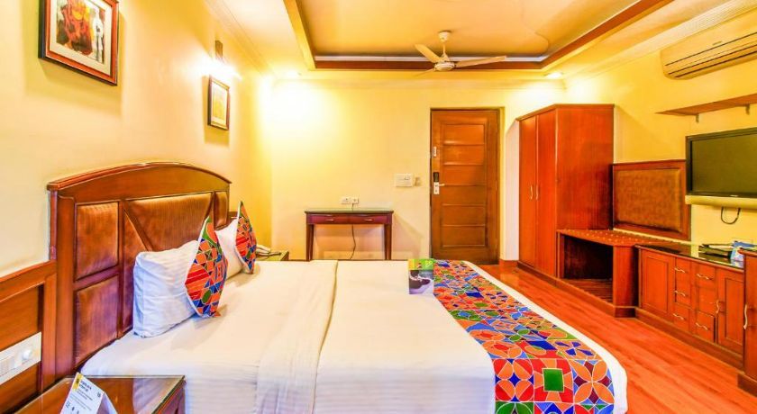 Hotel Stay Residency- Greater Kailash Deluxe Room 2