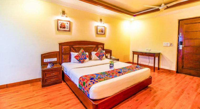 Hotel Stay Residency- Greater Kailash Deluxe Room 3