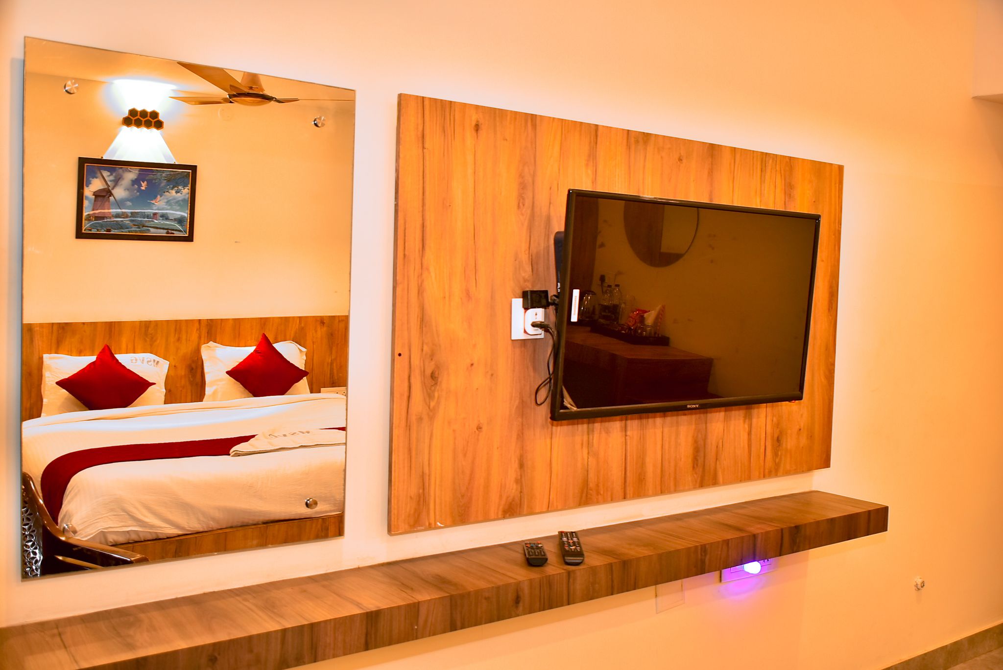 Hotel MSVG Residency DELUXE 7