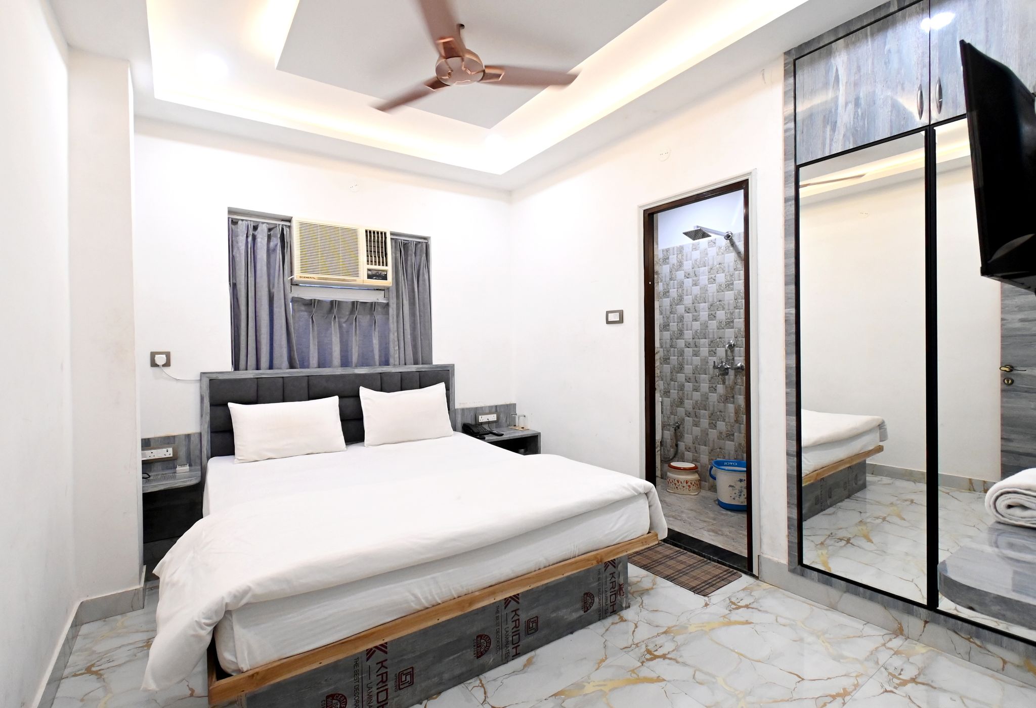 Namah Inn Deluxe Room 6