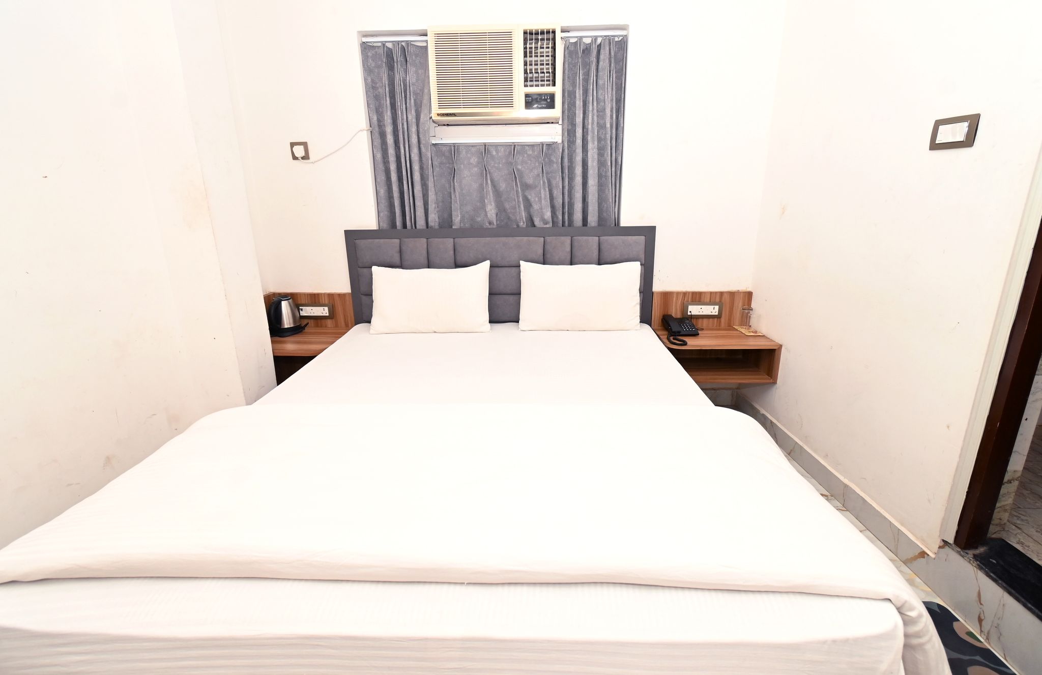 Namah Inn Deluxe Room 9