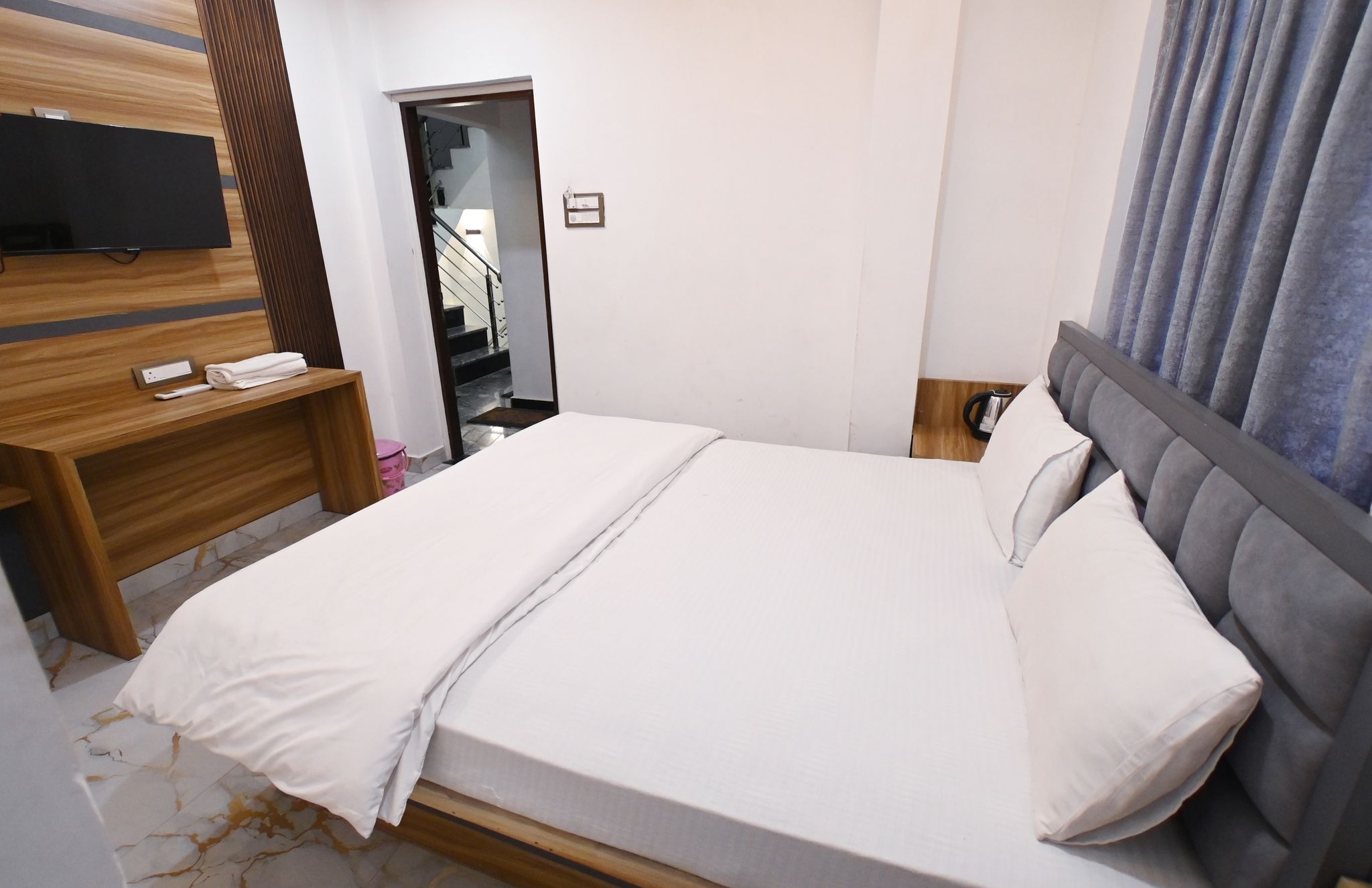Namah Inn Deluxe Room 11